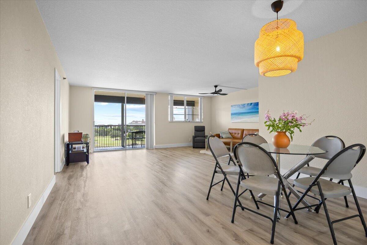 ROLLING HILLS GOLF AND TENNIS - Residential Lease