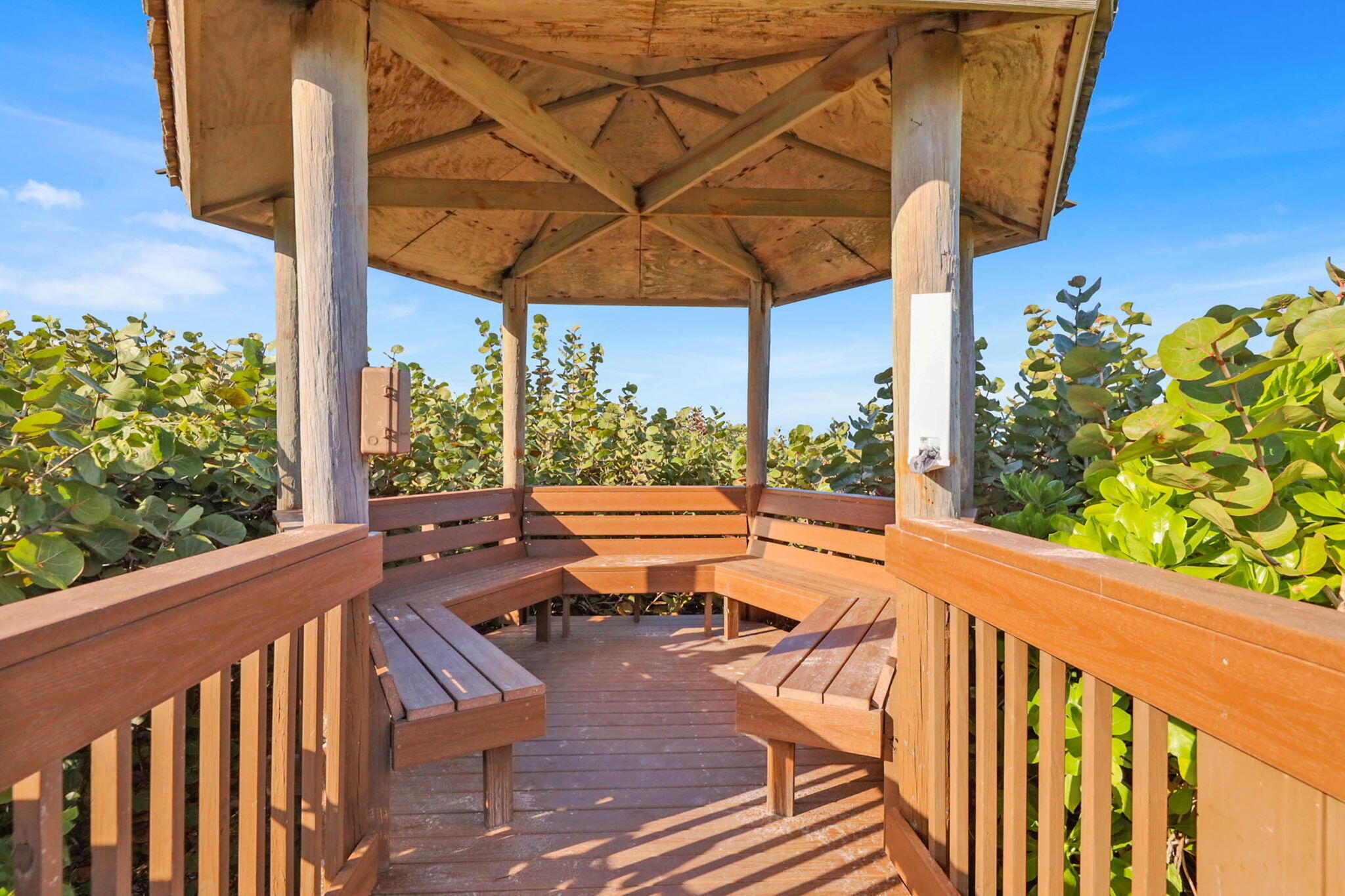 SEAWARD AT ATLANTIC VIEW CONDOMINIUM - Residential