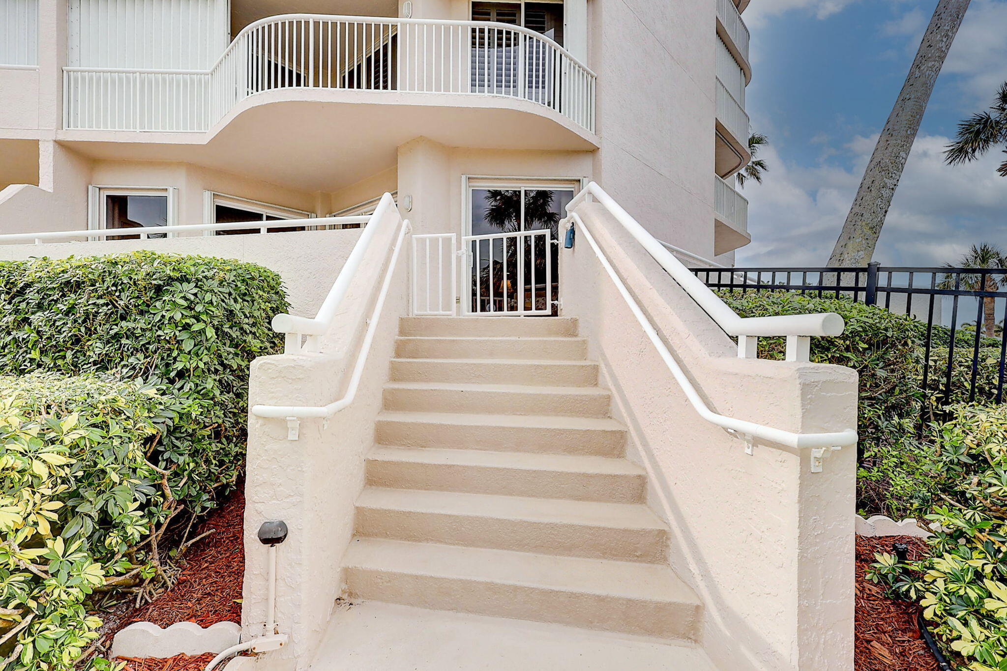 SEAWARD AT ATLANTIC VIEW CONDOMINIUM - Residential