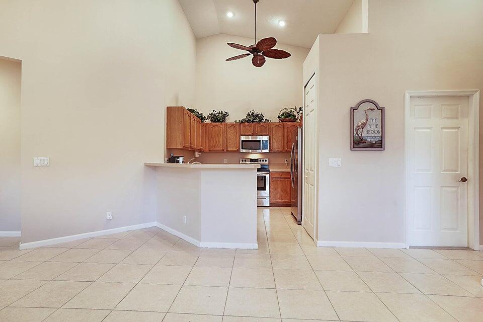 CASTLE PINES - Residential