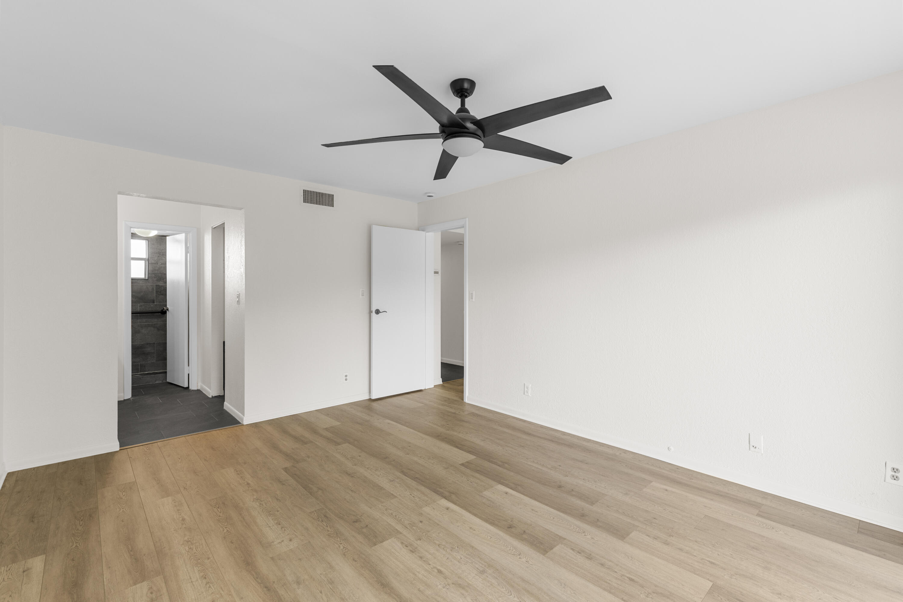 FAIRWAYS OF TAMARAC CONDOMINIUM - Residential