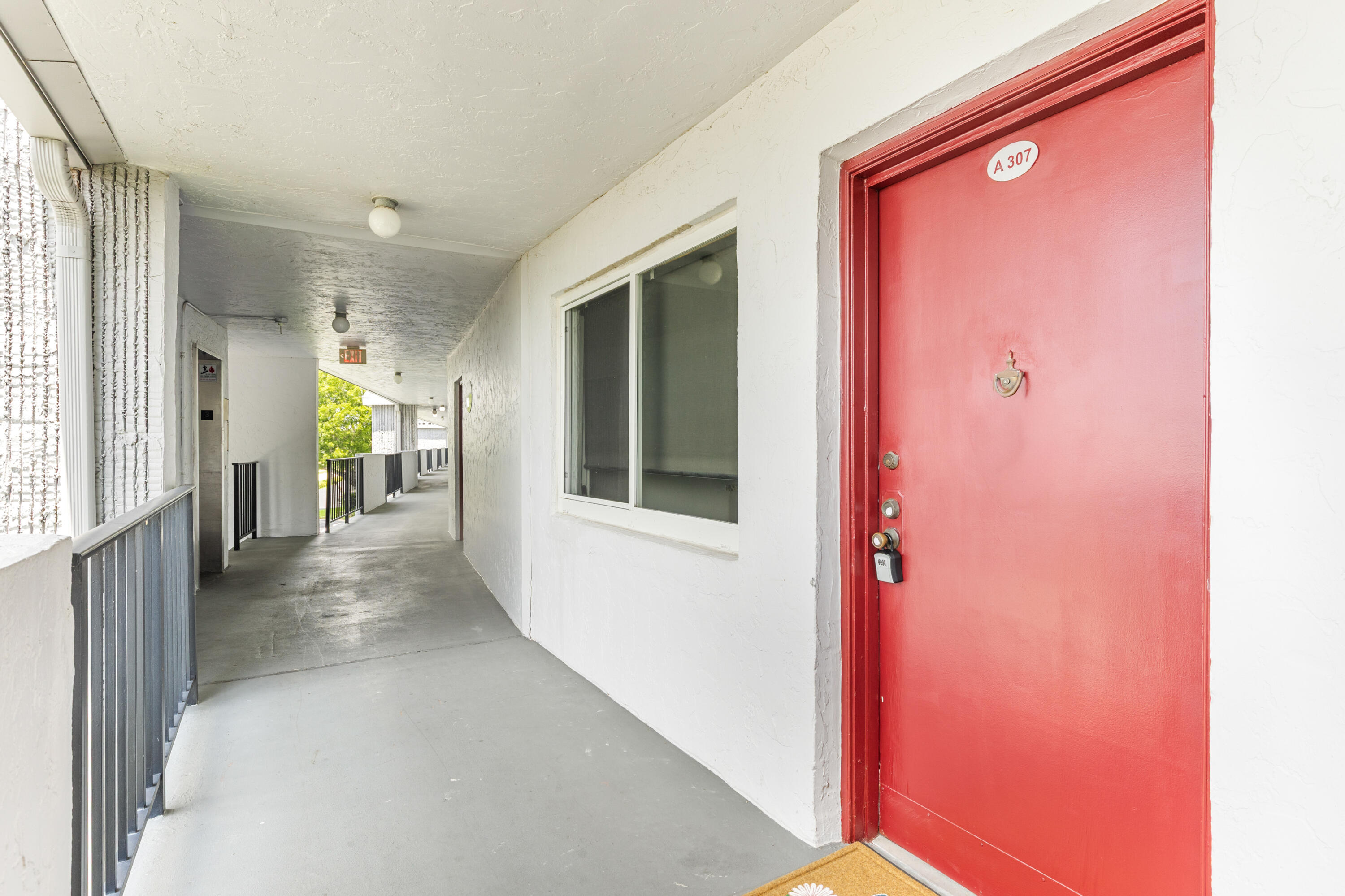 FAIRWAYS OF TAMARAC CONDOMINIUM - Residential