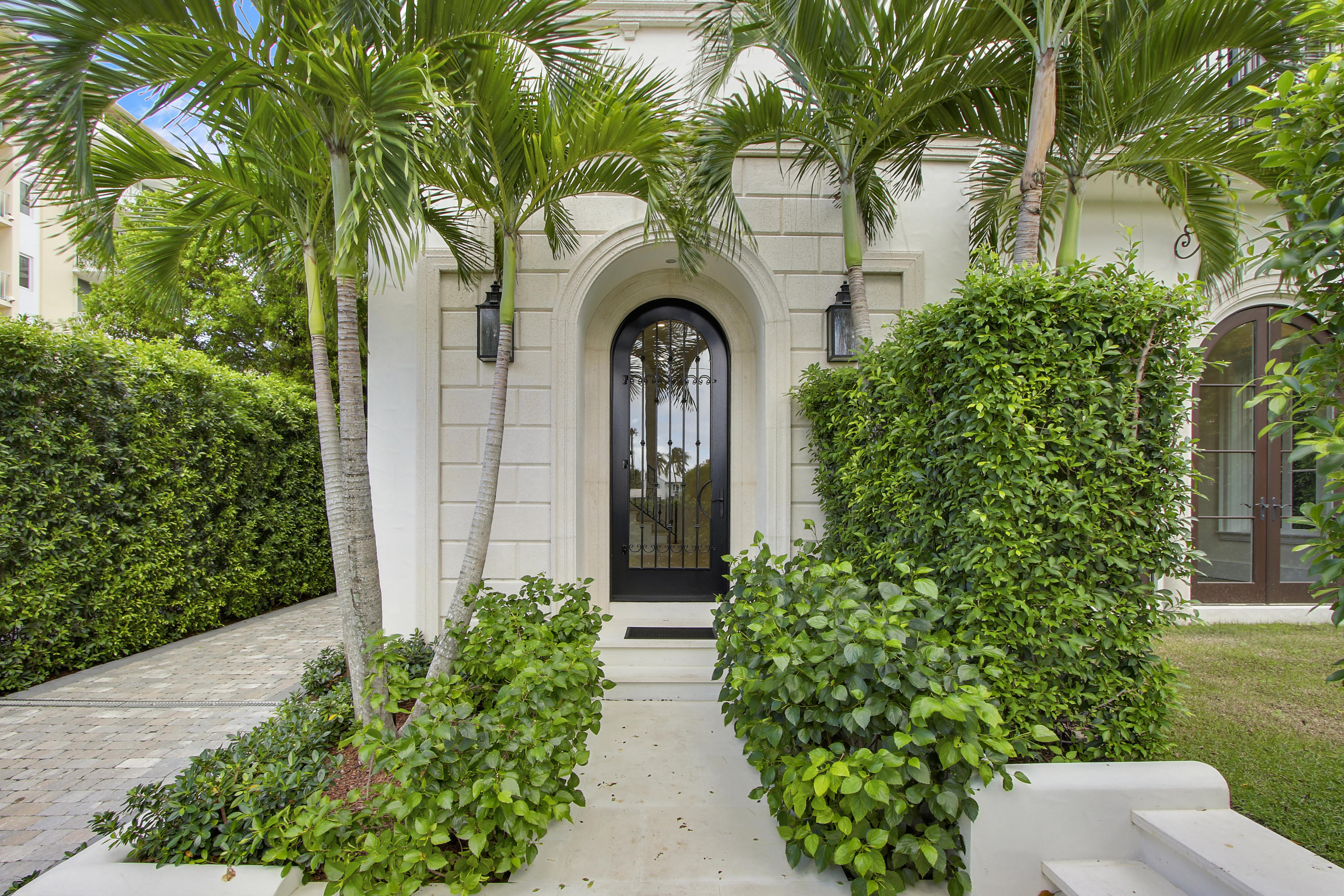 ROYAL PARK - Residential