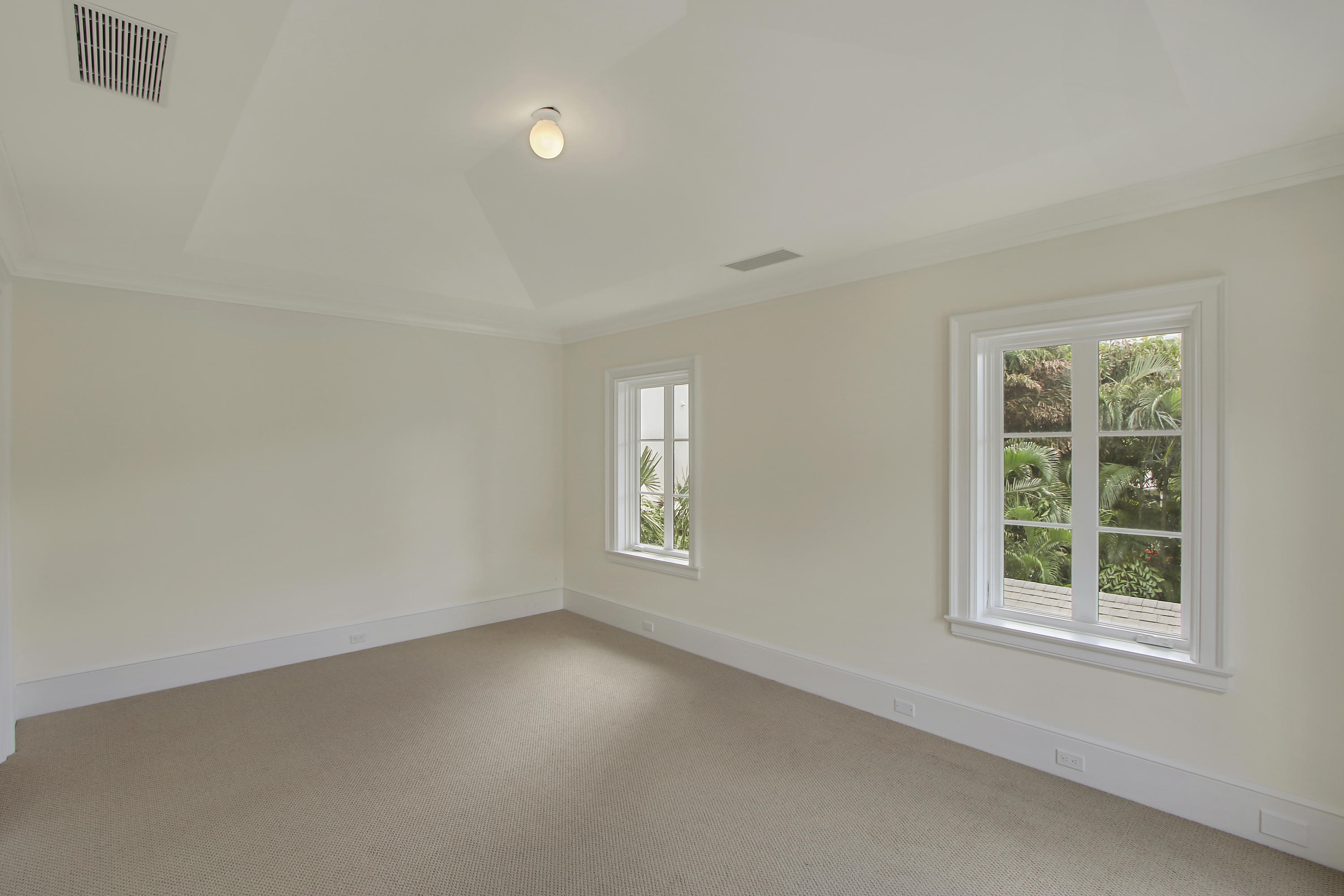 ROYAL PARK - Residential