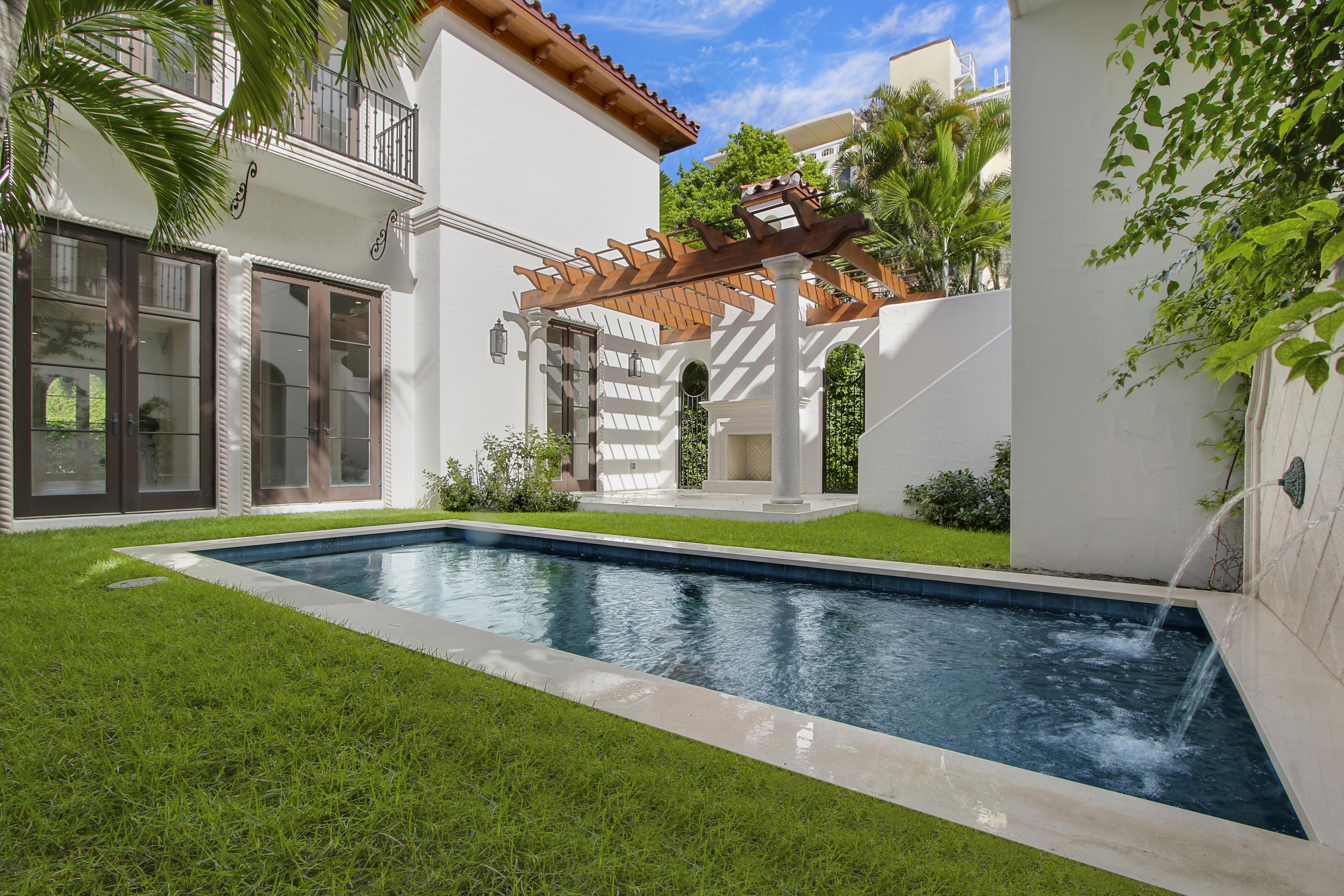 ROYAL PARK - Residential
