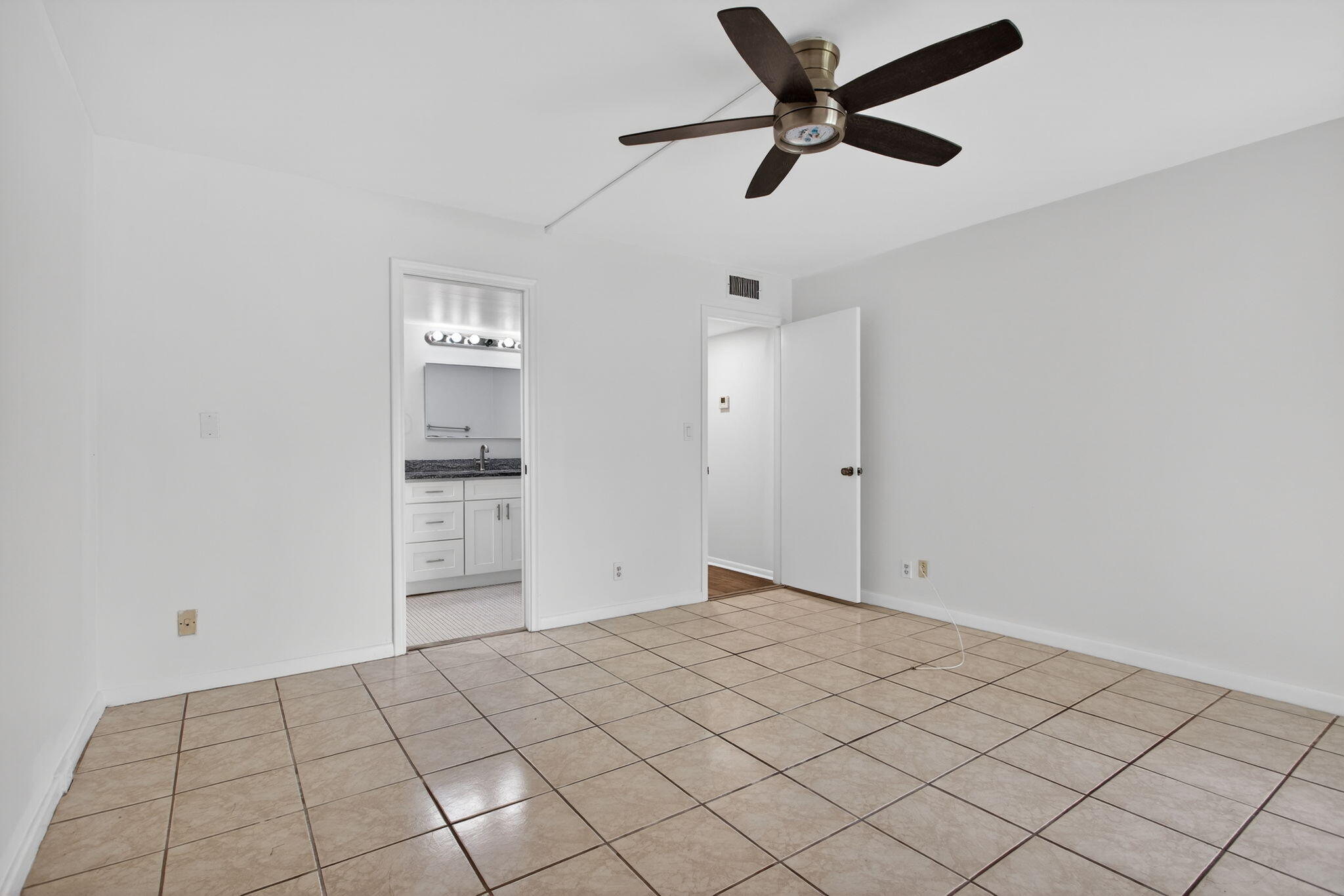 PORTOFINO VILLAGE 2-E CONDO - Residential