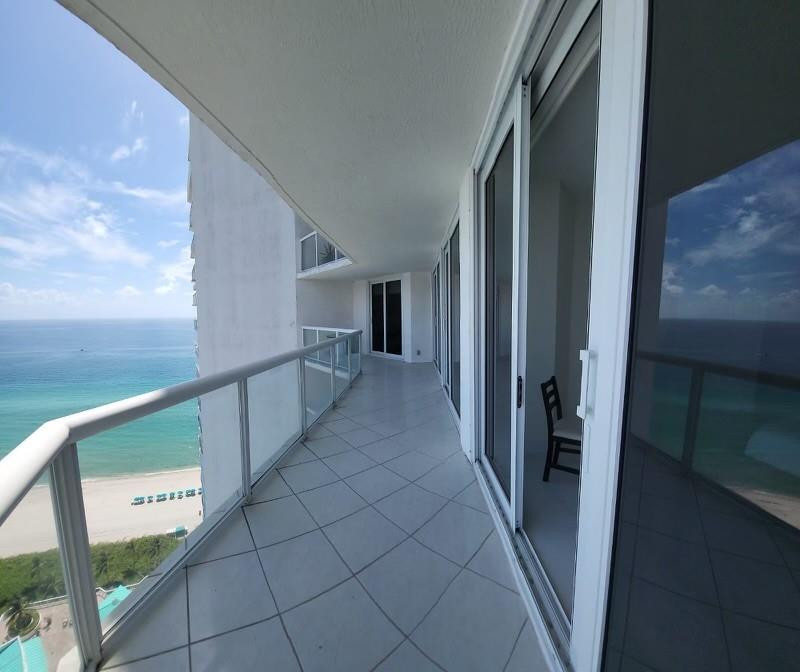 OCEANIA I CONDO - Residential