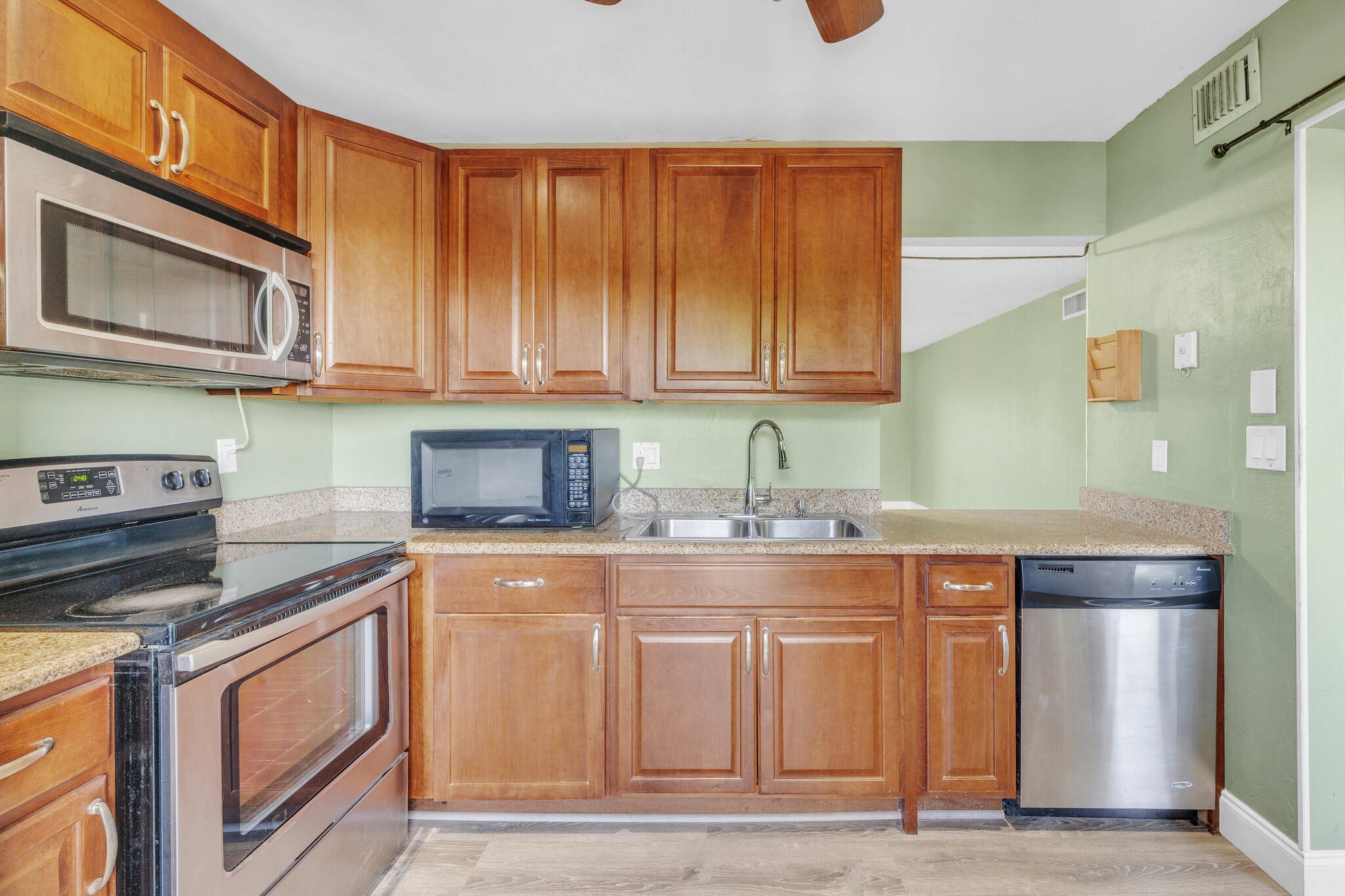 VILLAGE SQUARE CONDO - Residential