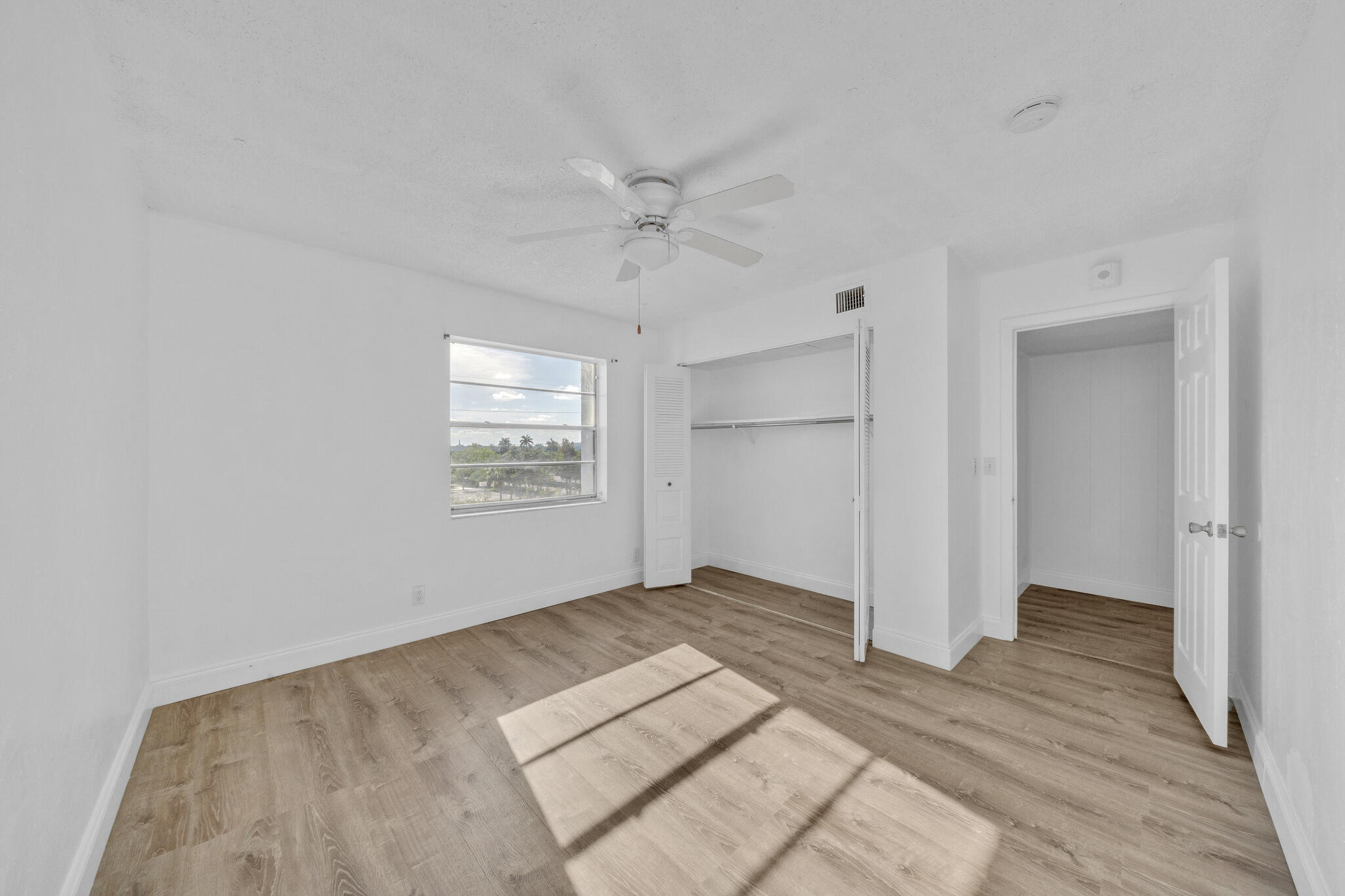 VILLAGE SQUARE CONDO - Residential