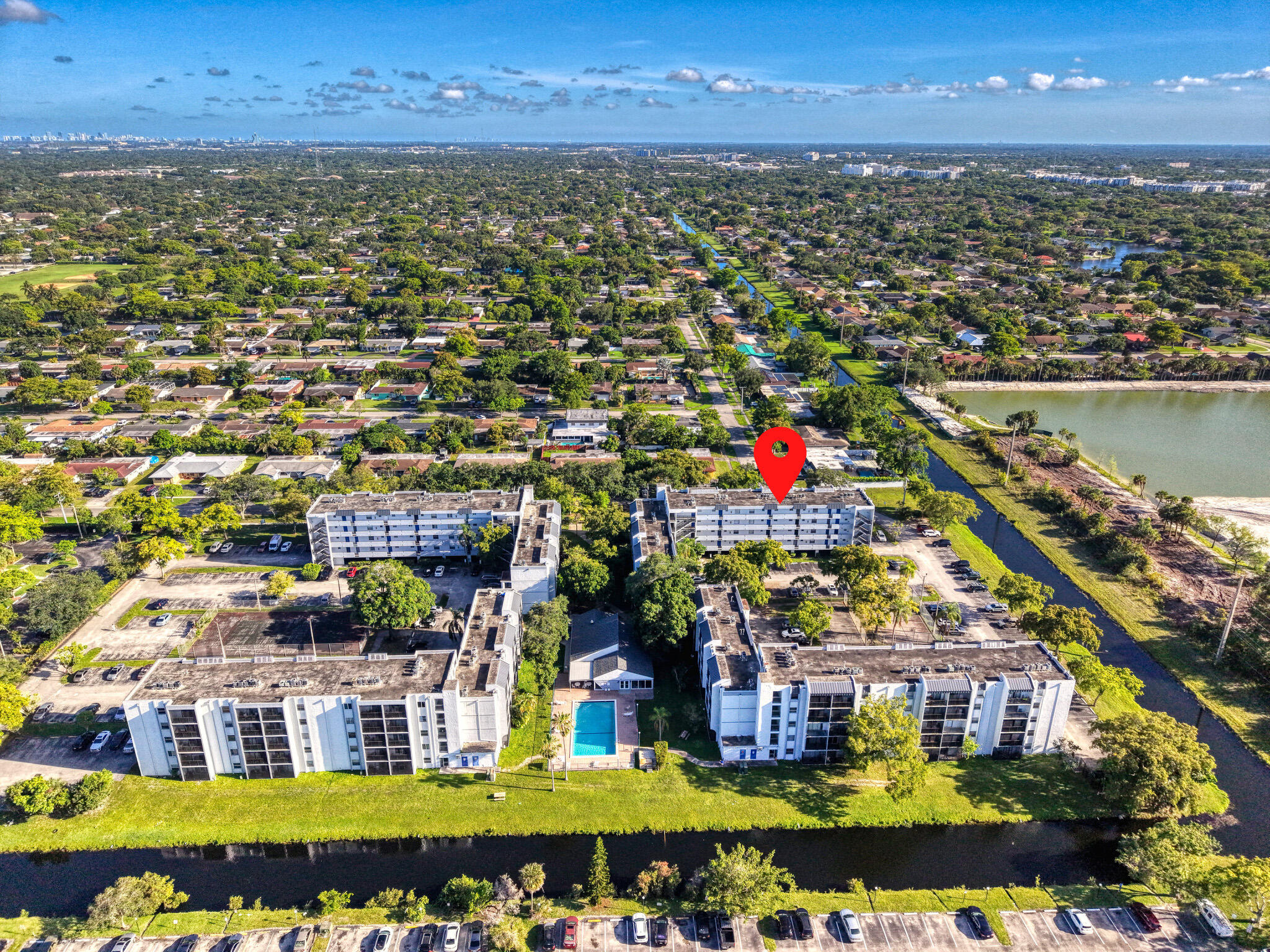 VILLAGE SQUARE CONDO - Residential
