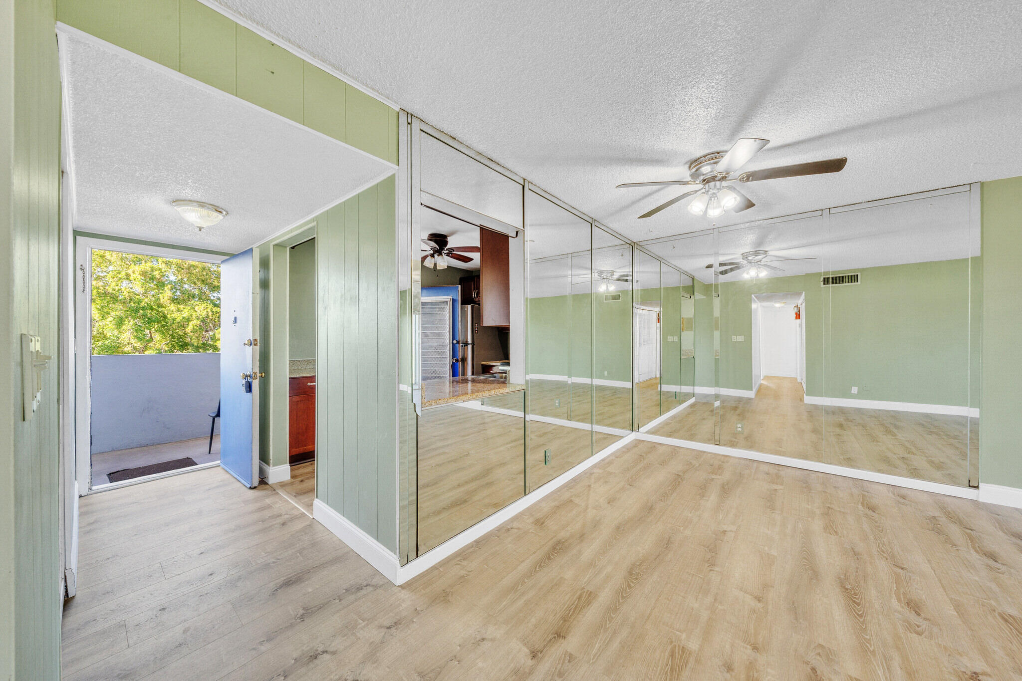 VILLAGE SQUARE CONDO - Residential