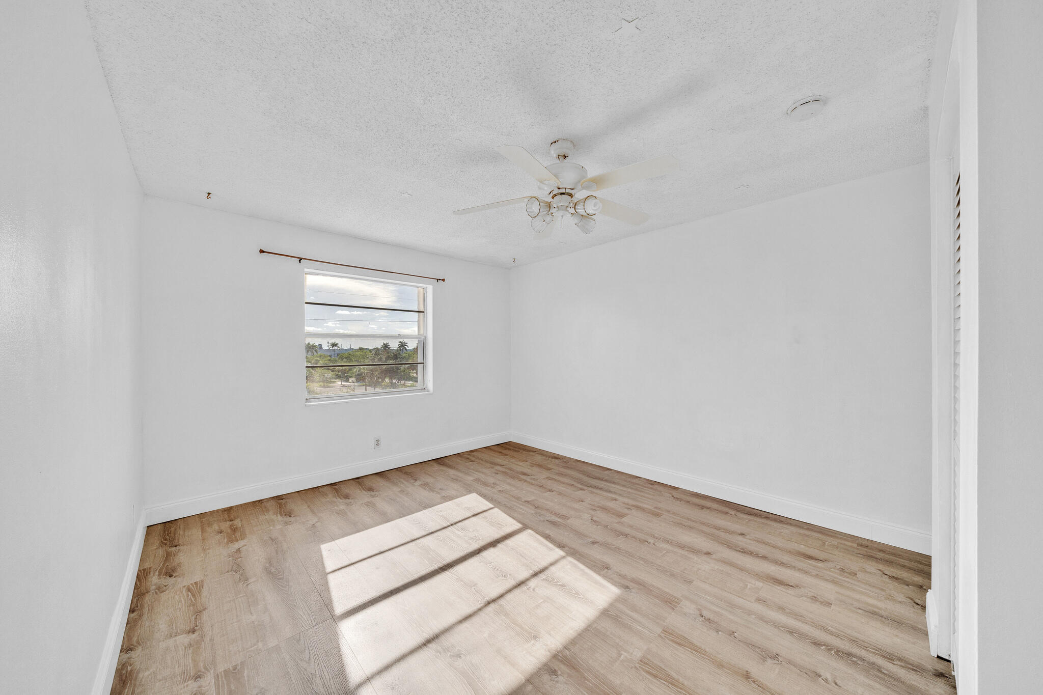 VILLAGE SQUARE CONDO - Residential