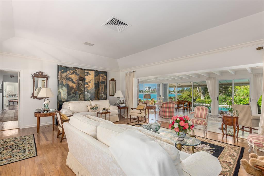 JUPITER INLET COLONY - Land