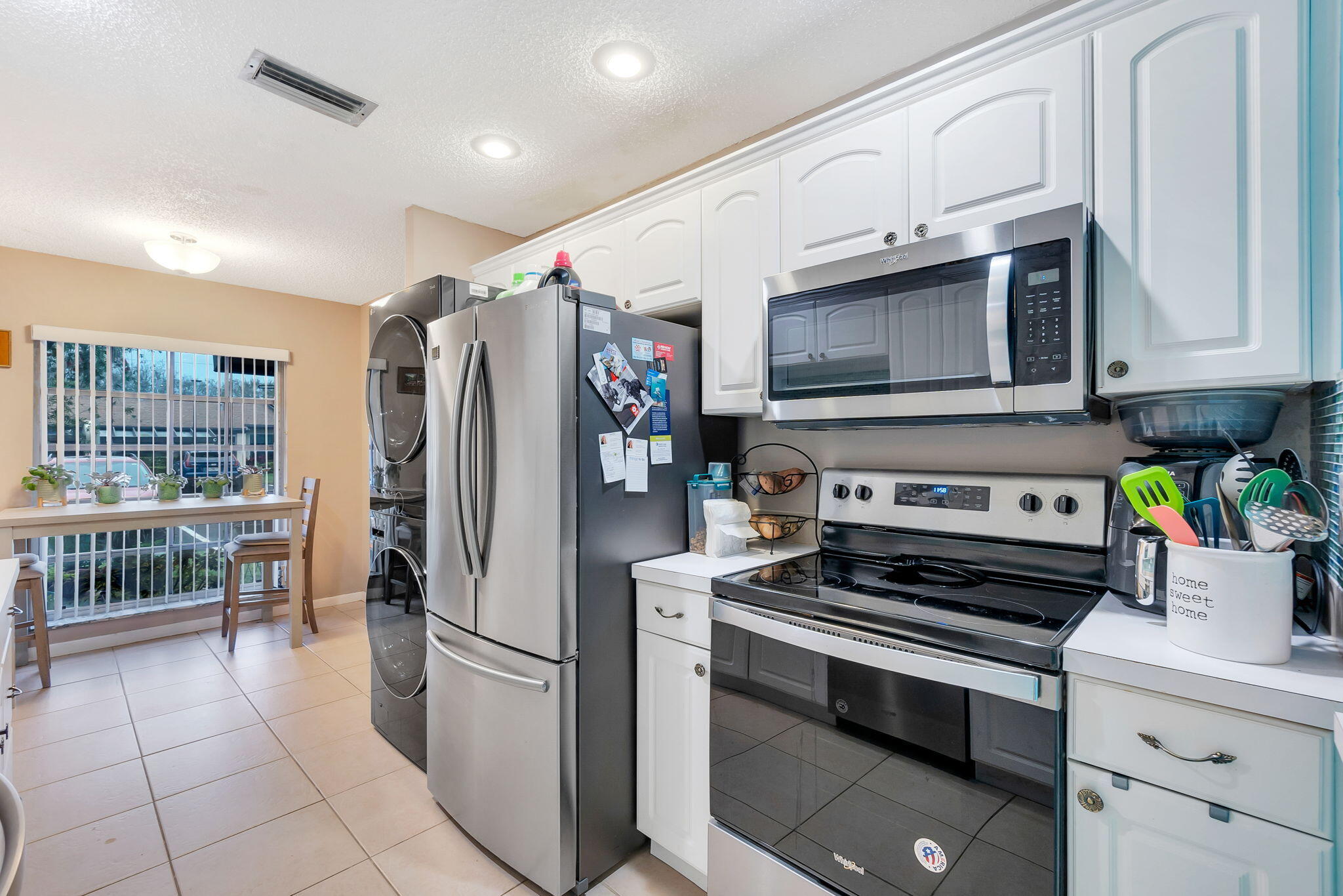 PALM GREENS AT VILLA DEL RAY CONDO II - Residential