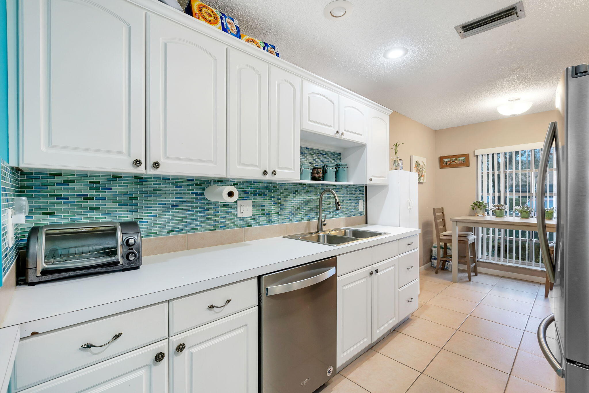 PALM GREENS AT VILLA DEL RAY CONDO II - Residential