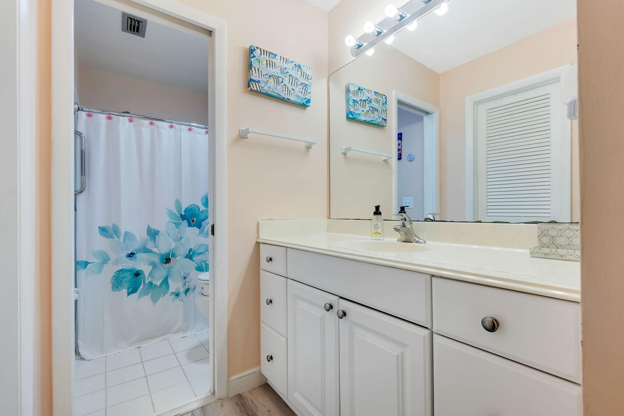 PALM GREENS AT VILLA DEL RAY CONDO II - Residential