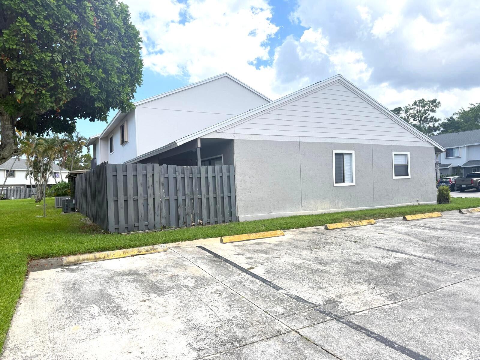 CANALAKE - Residential Lease