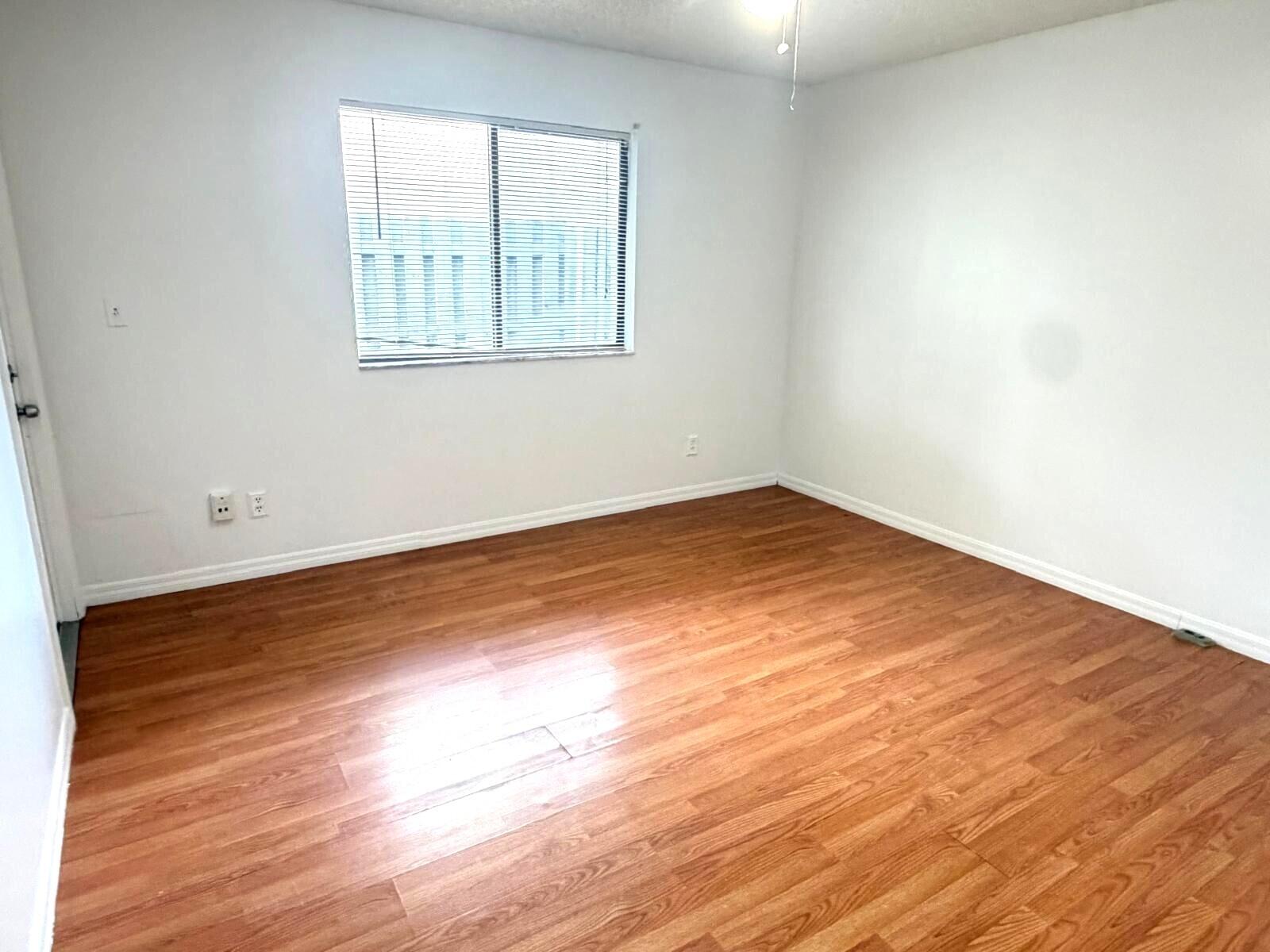 CANALAKE - Residential Lease