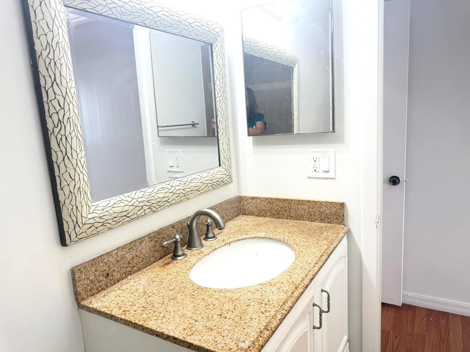 CANALAKE - Residential Lease