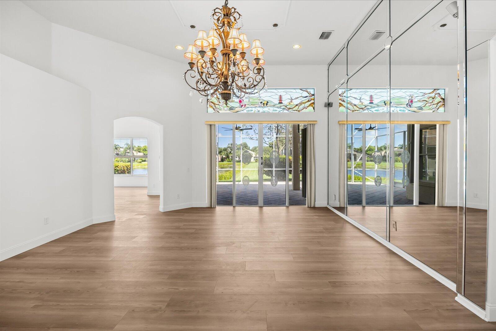 VALENCIA SHORES 1 - Residential