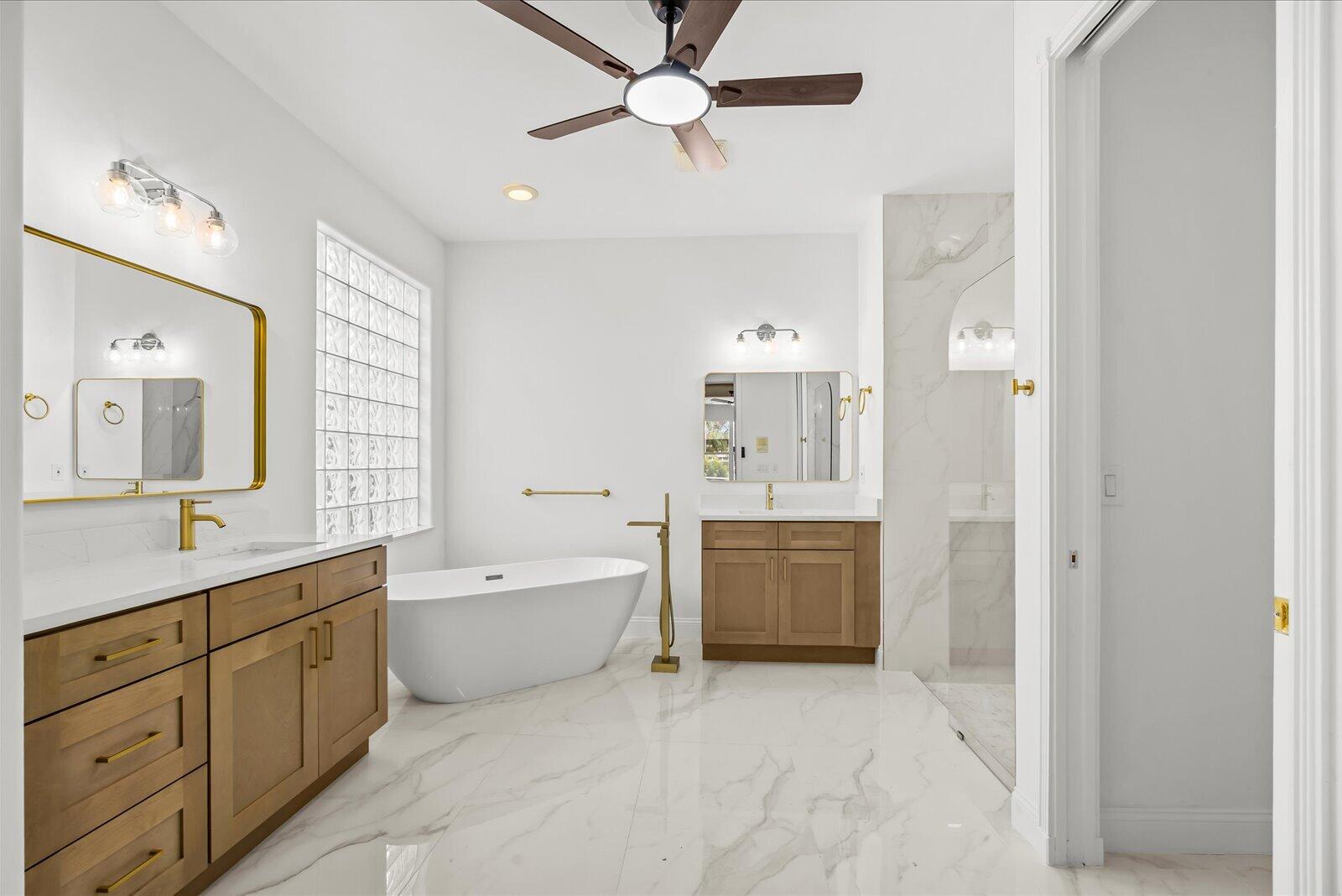 VALENCIA SHORES 1 - Residential