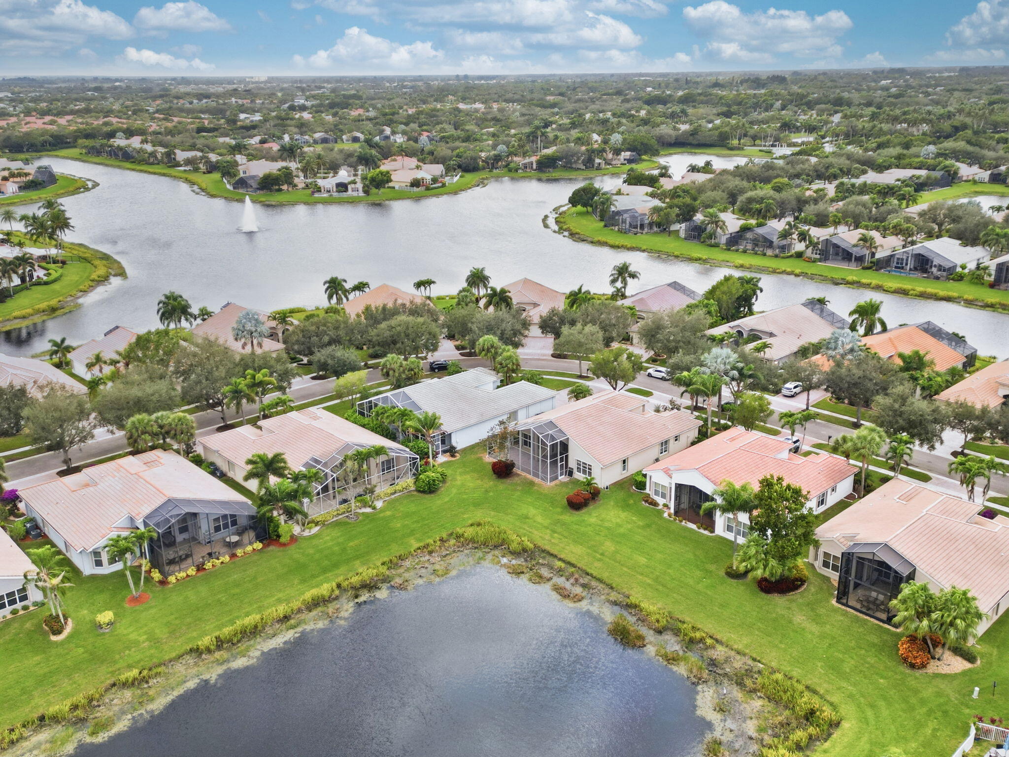 VALENCIA SHORES 1 - Residential