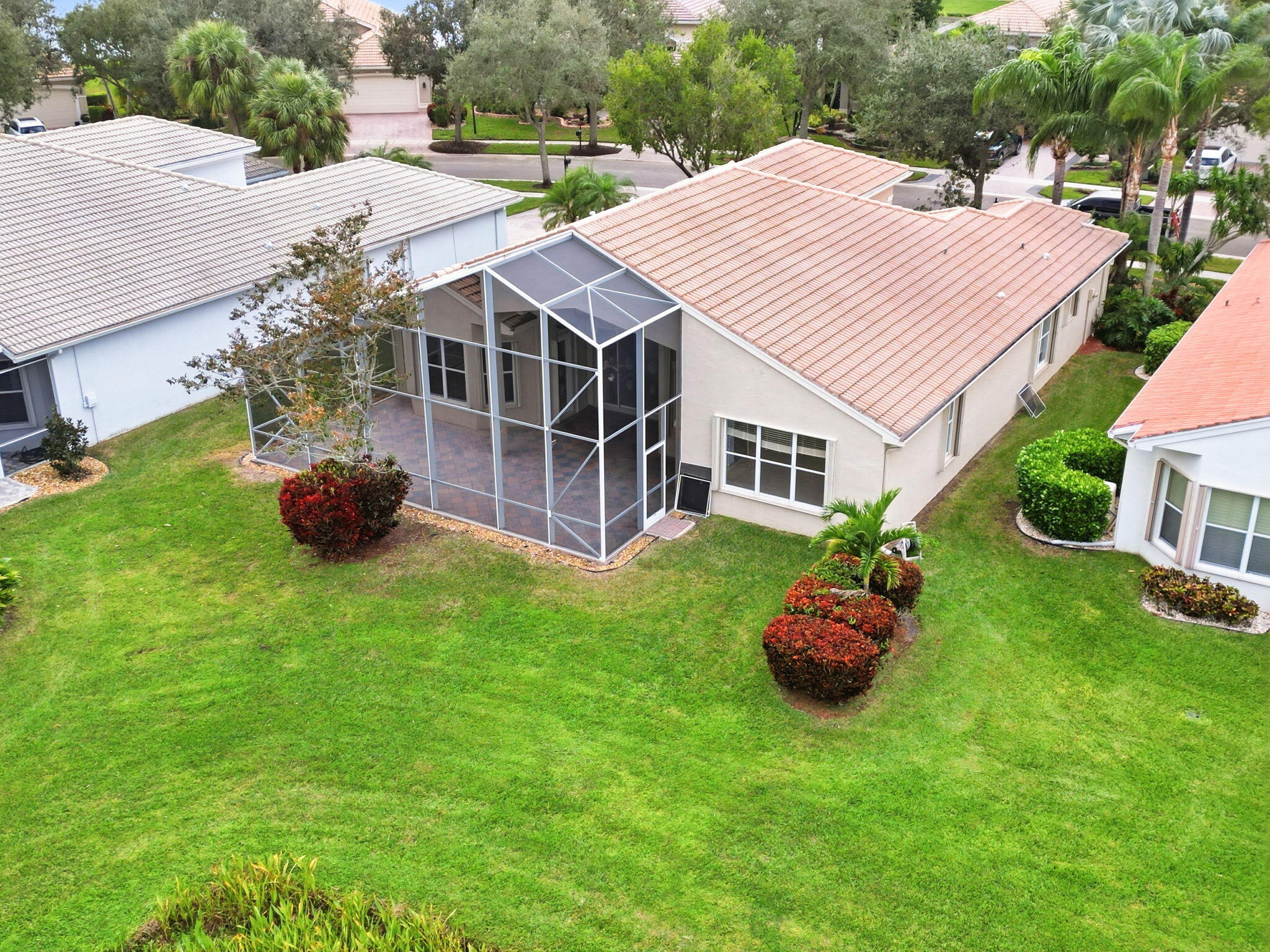 VALENCIA SHORES 1 - Residential