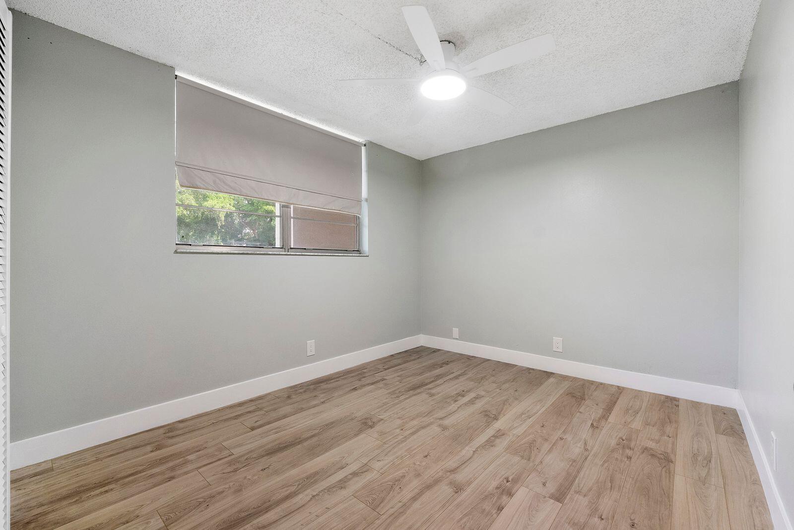POINCIANA 5 OF PINE ISLAND RIDGE - Residential