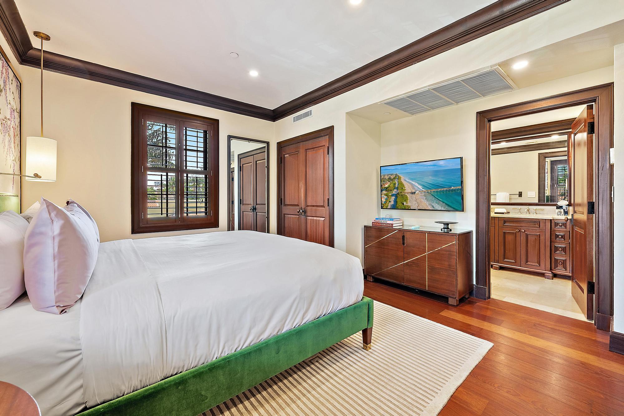 BRAZILIAN COURT HOTEL AND CONDO - Residential