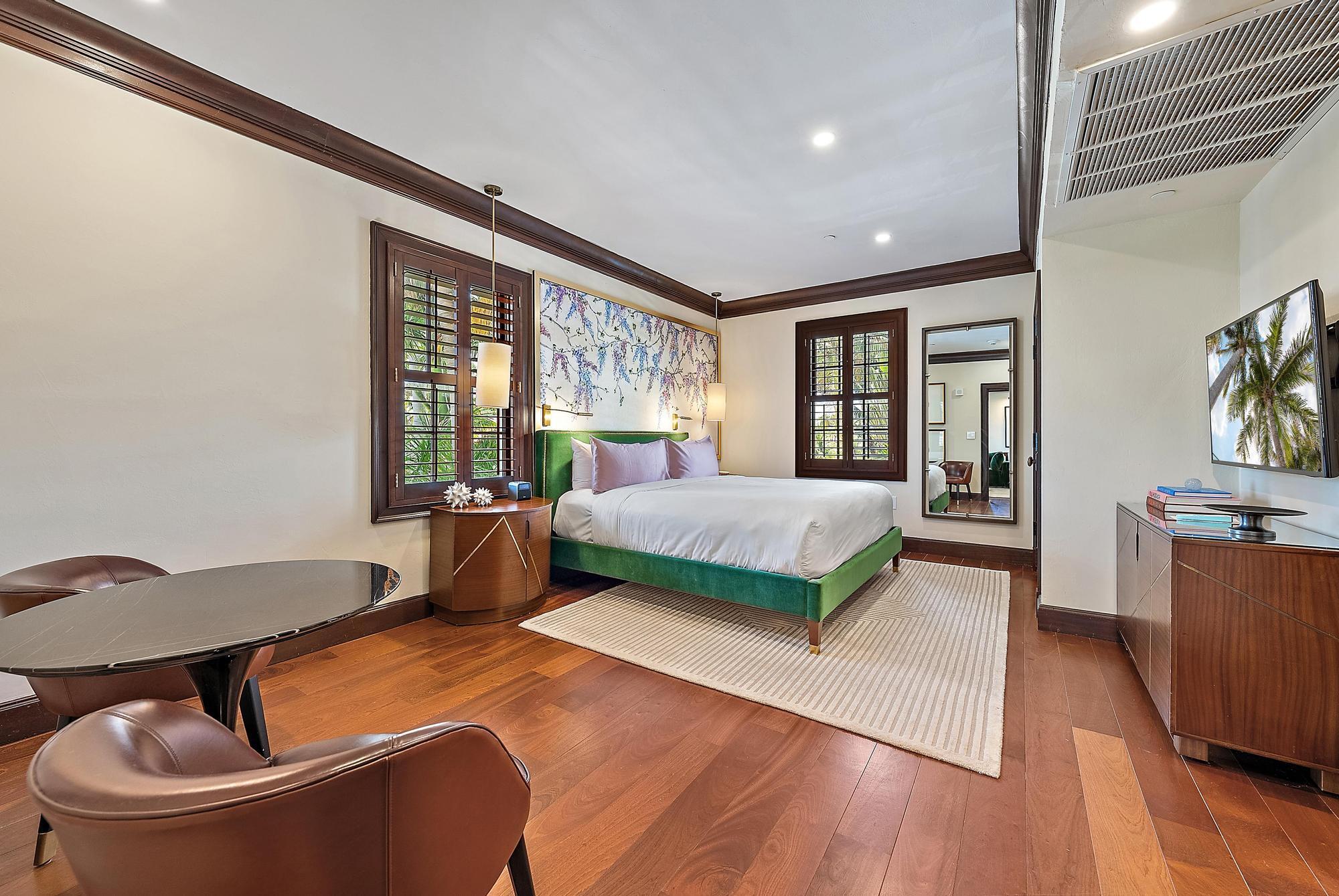 BRAZILIAN COURT HOTEL AND CONDO - Residential
