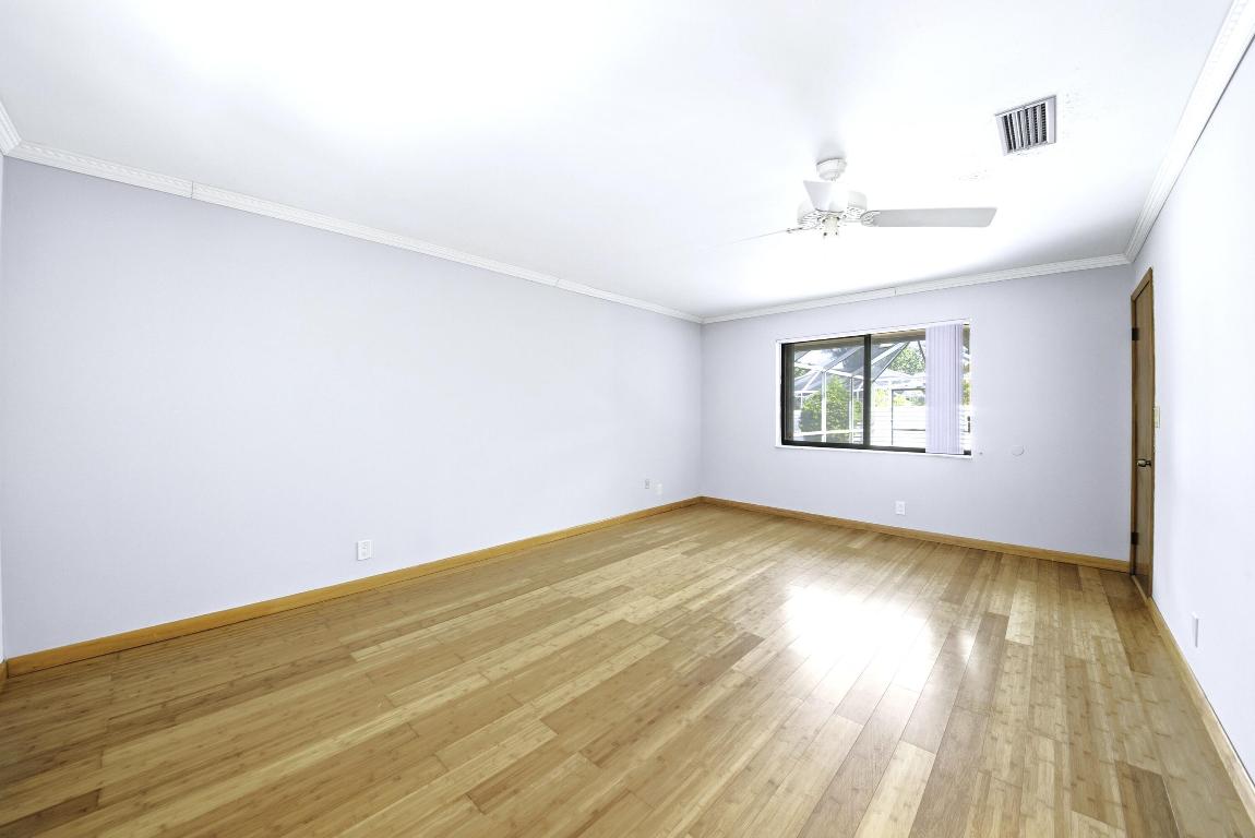 HOLLYWOOD CENTER - Residential