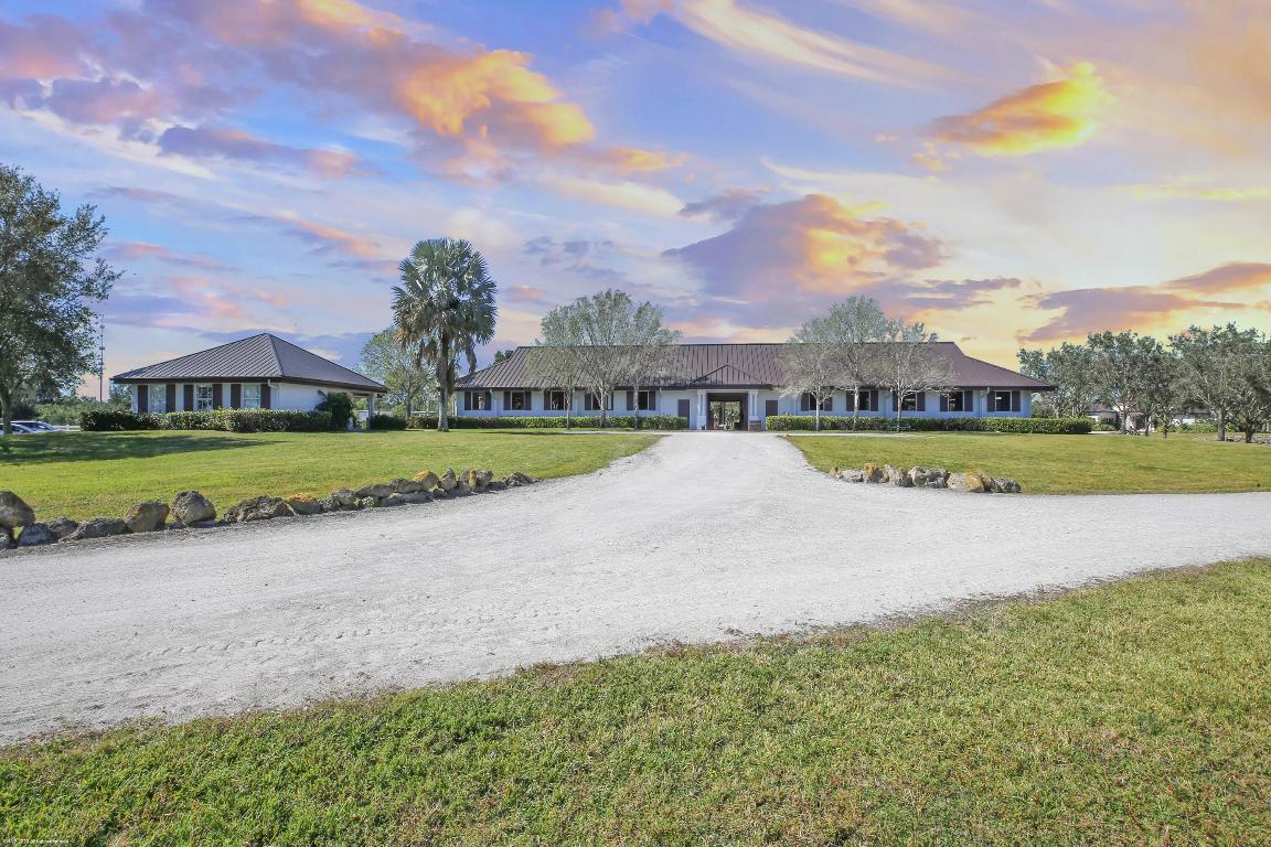 WHITE FENCES EQUESTRIAN ESTATES - Residential