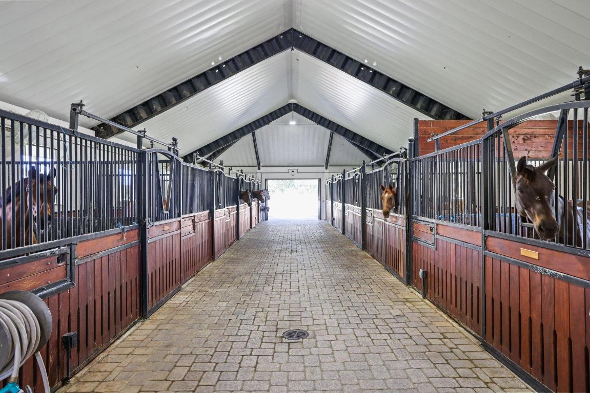 WHITE FENCES EQUESTRIAN ESTATES - Residential
