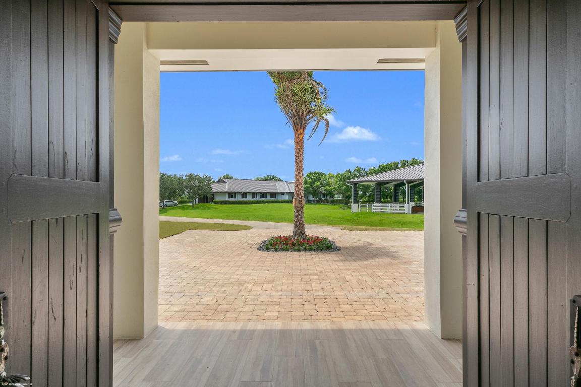 WHITE FENCES EQUESTRIAN ESTATES - Residential