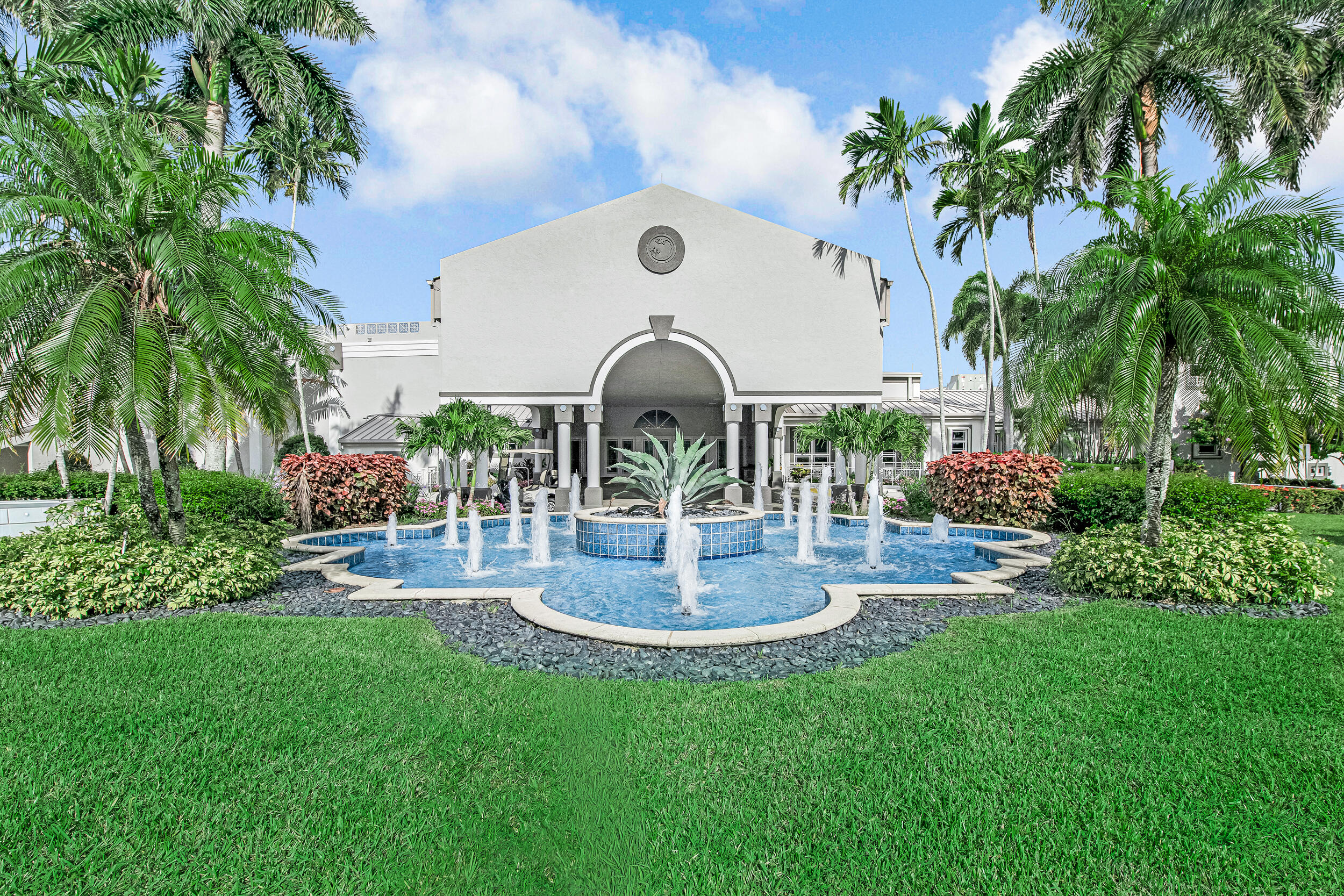 PALM ISLES WEST - Residential