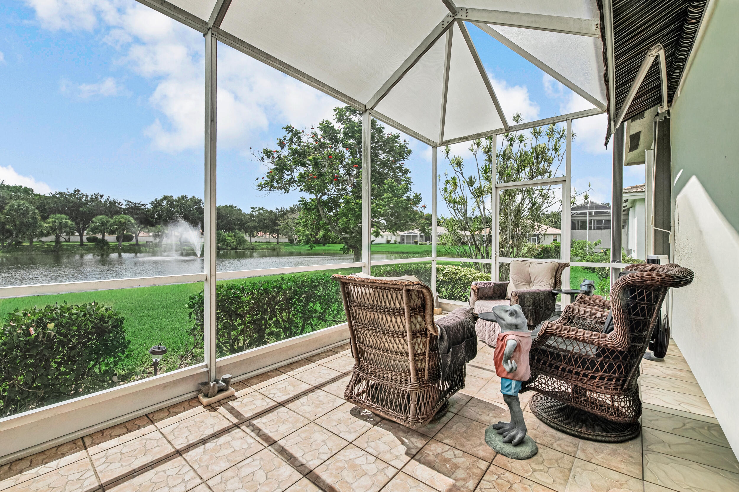 PALM ISLES WEST - Residential