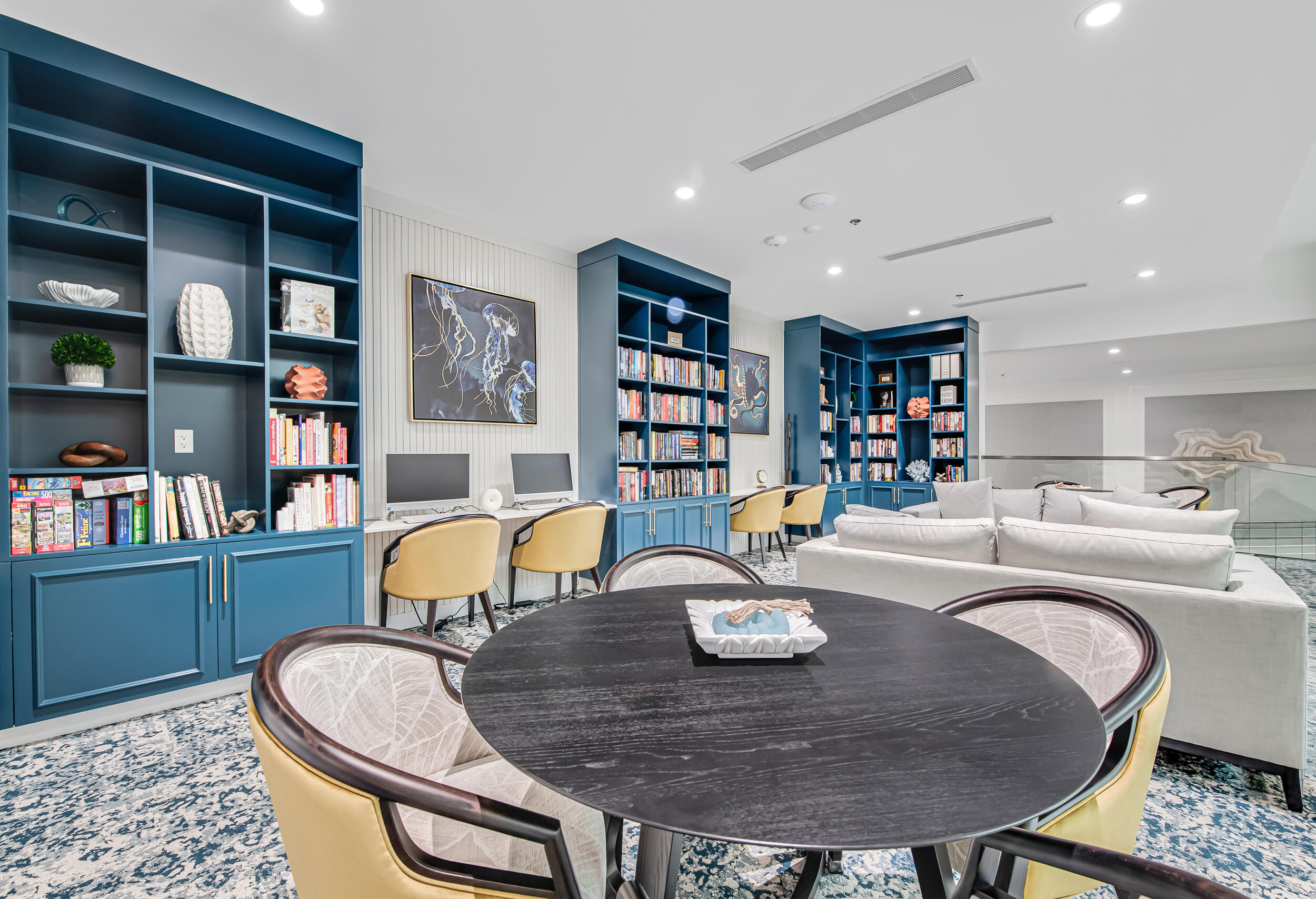 PALM ISLES WEST - Residential