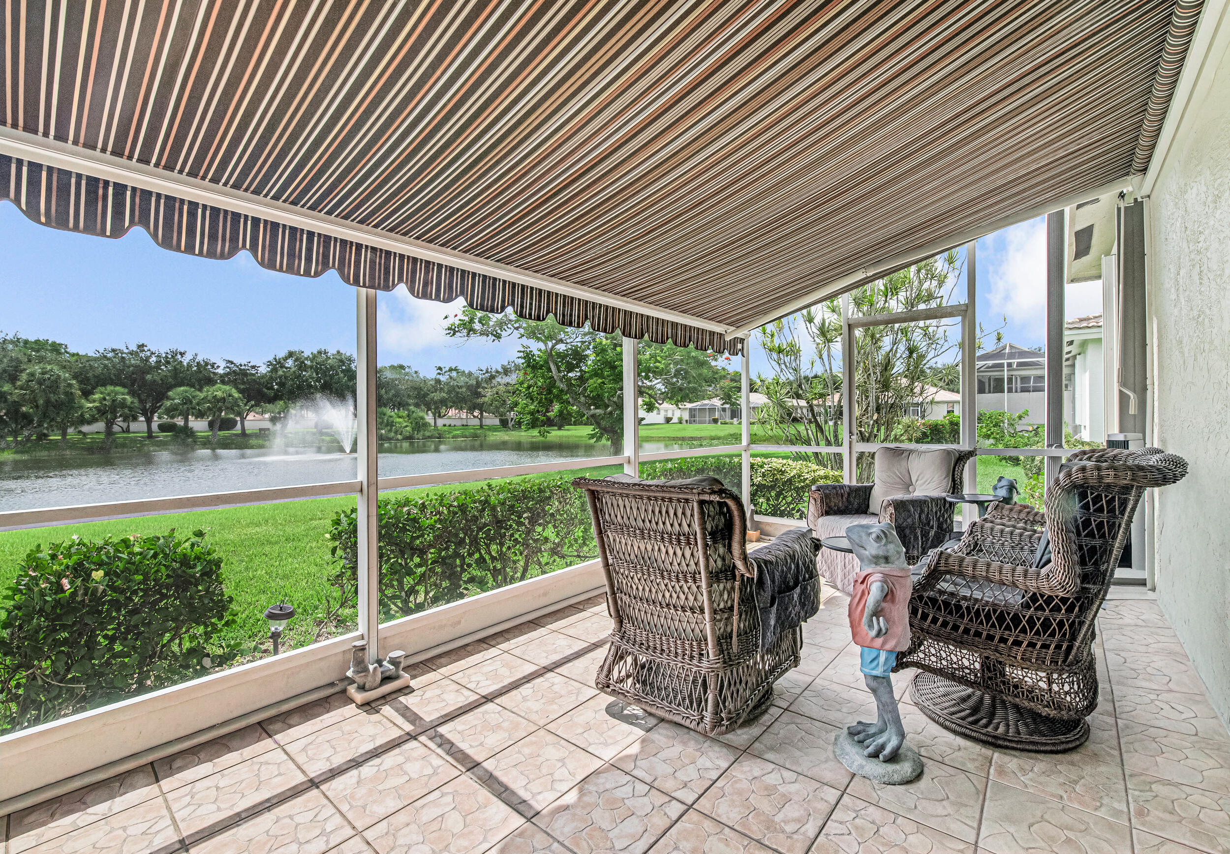 PALM ISLES WEST - Residential