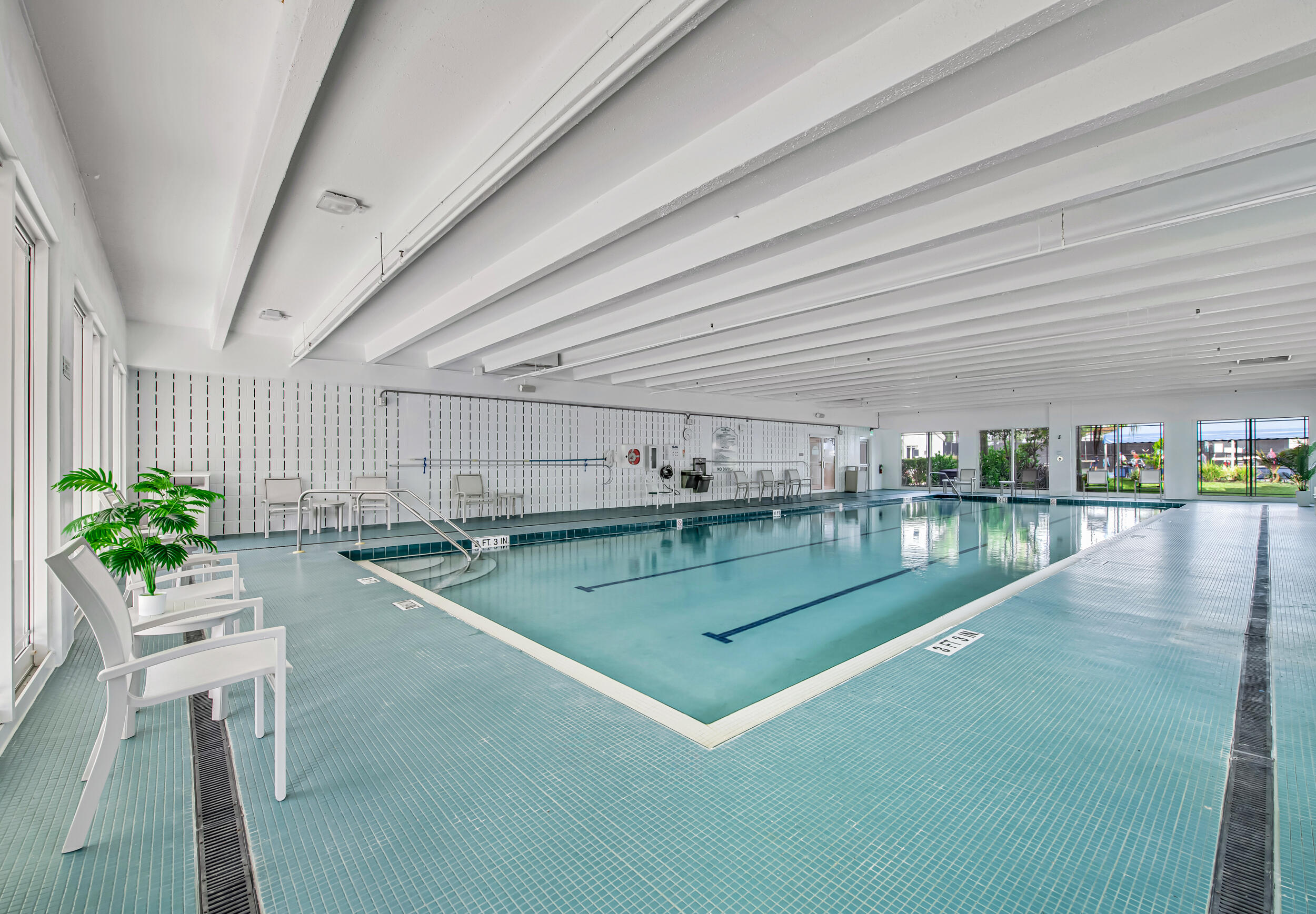 PALM ISLES WEST - Residential
