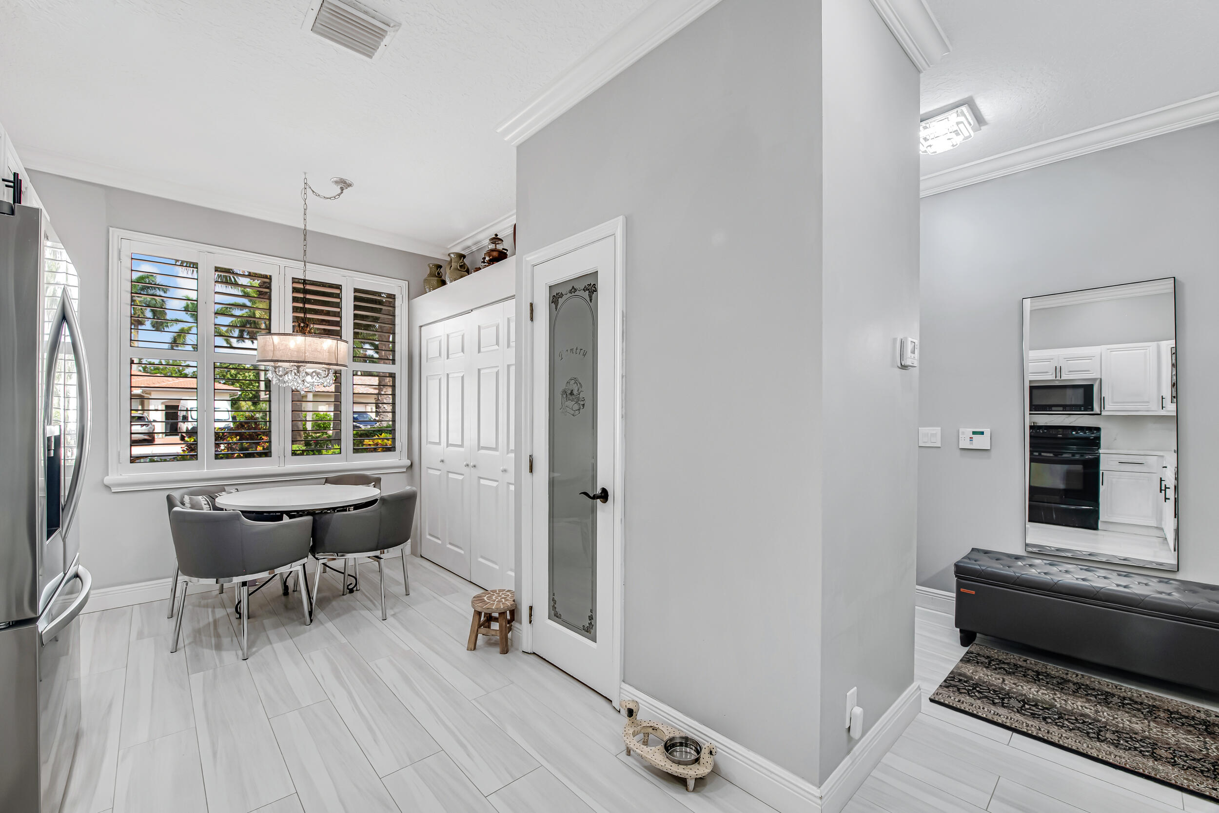 PALM ISLES WEST - Residential