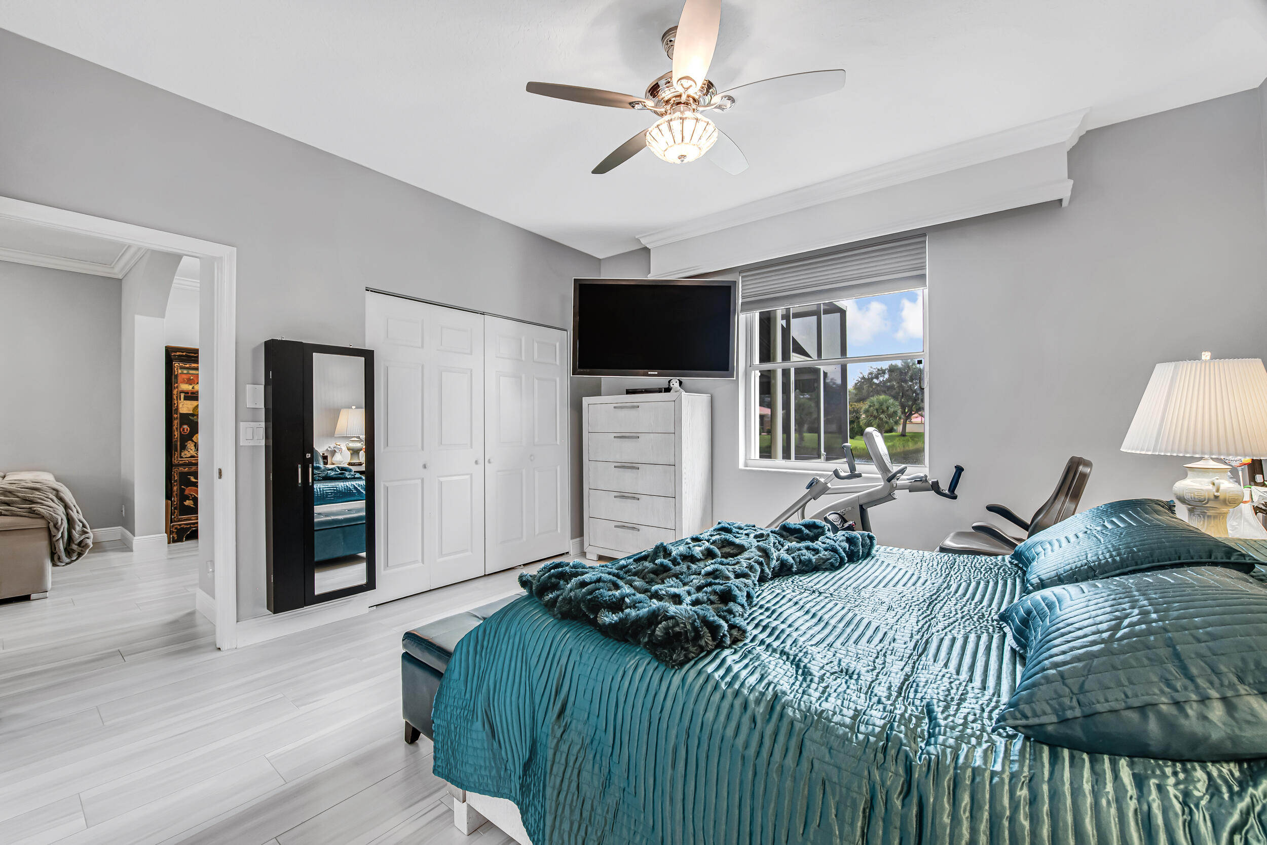 PALM ISLES WEST - Residential