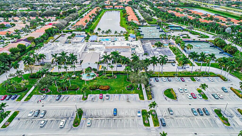 PALM ISLES WEST - Residential