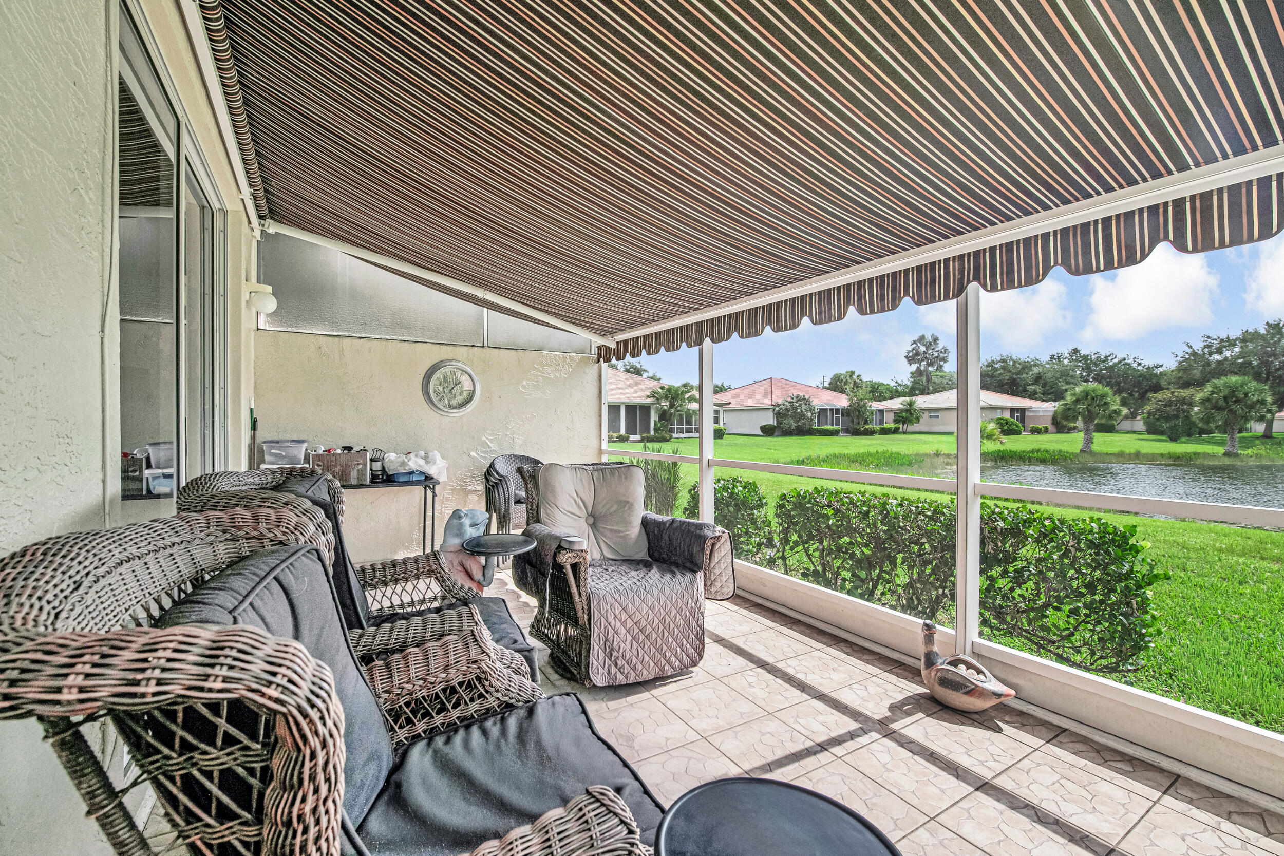 PALM ISLES WEST - Residential