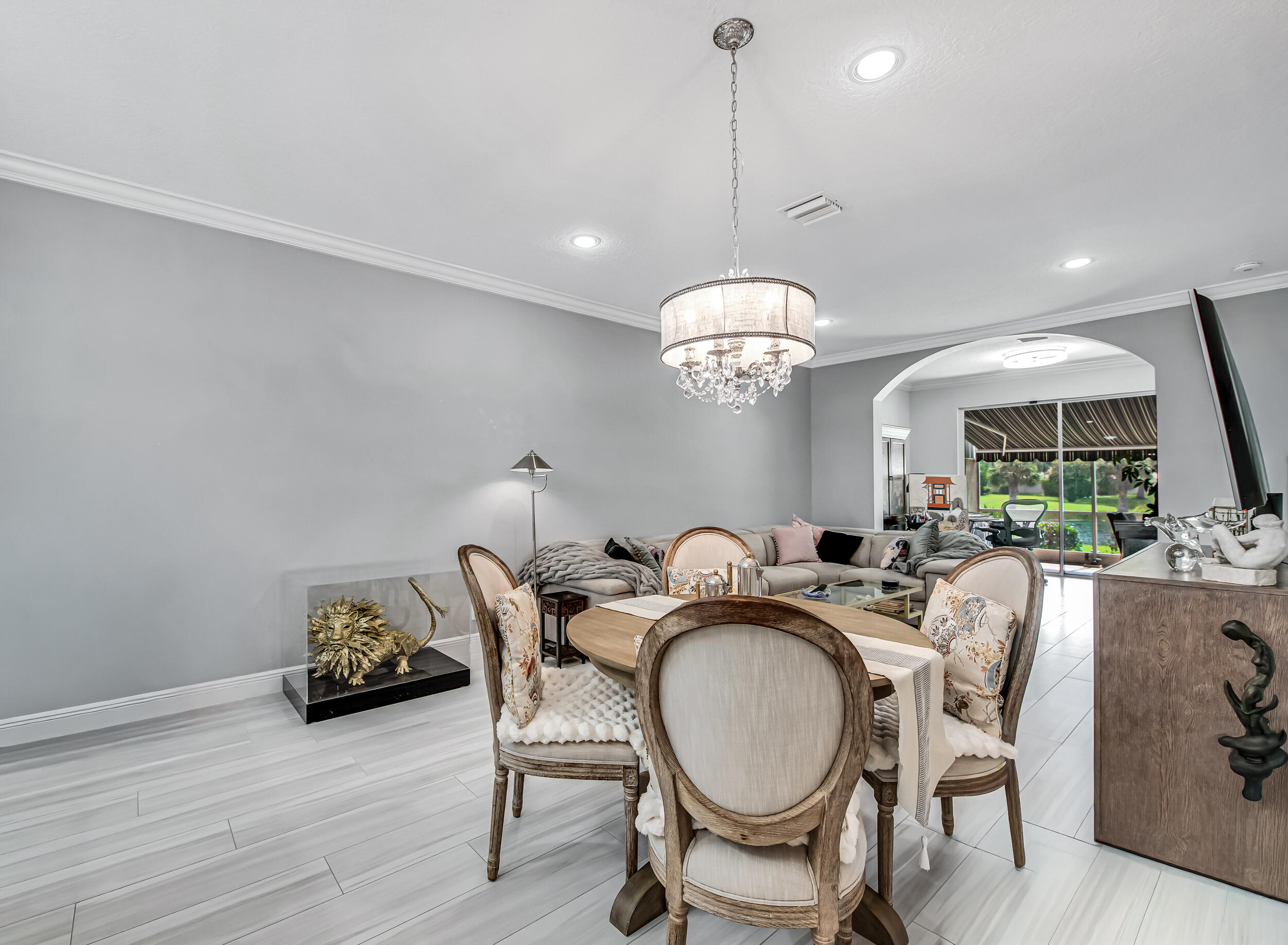 PALM ISLES WEST - Residential