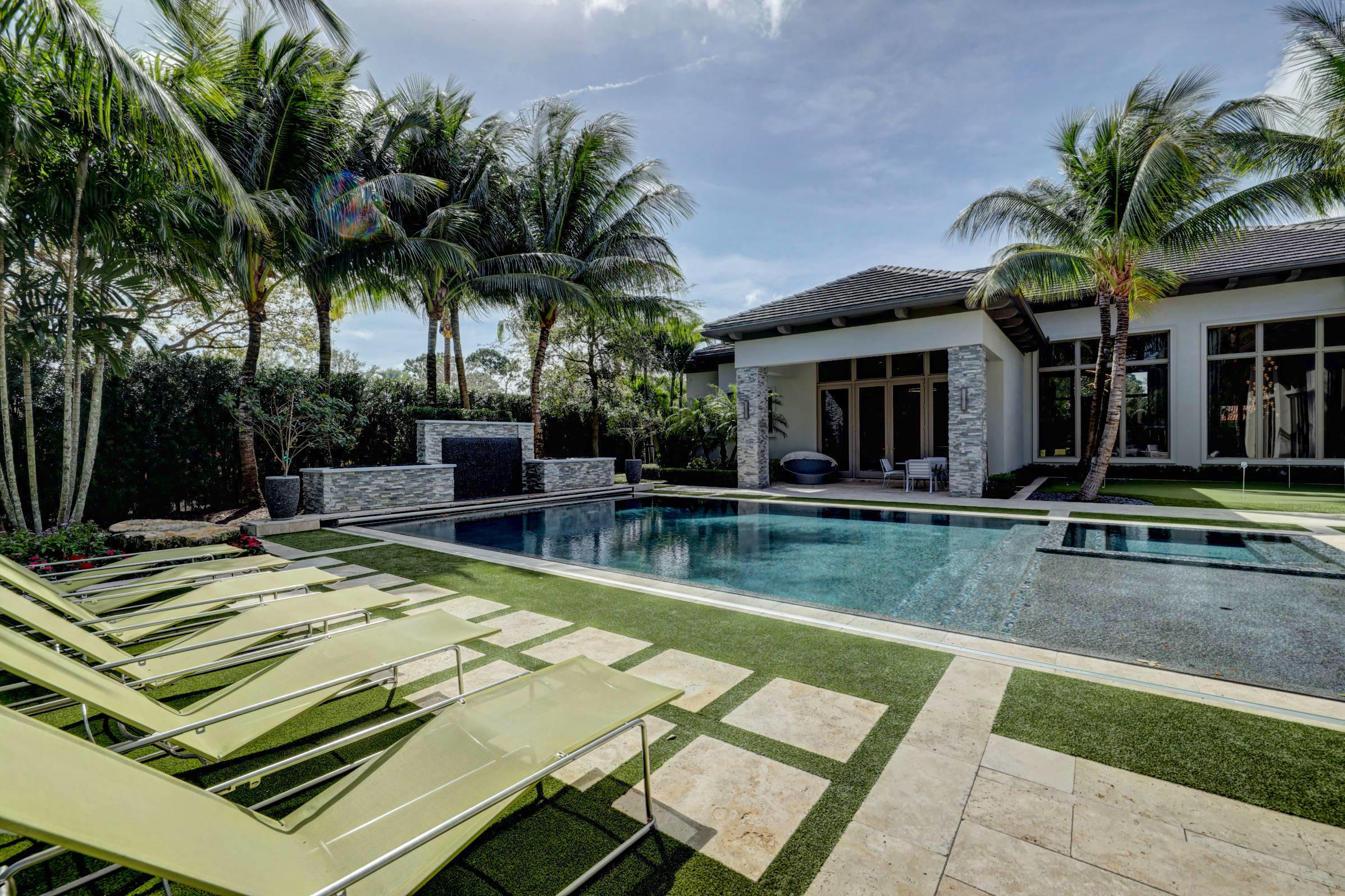 OLD PALM 3 - Residential