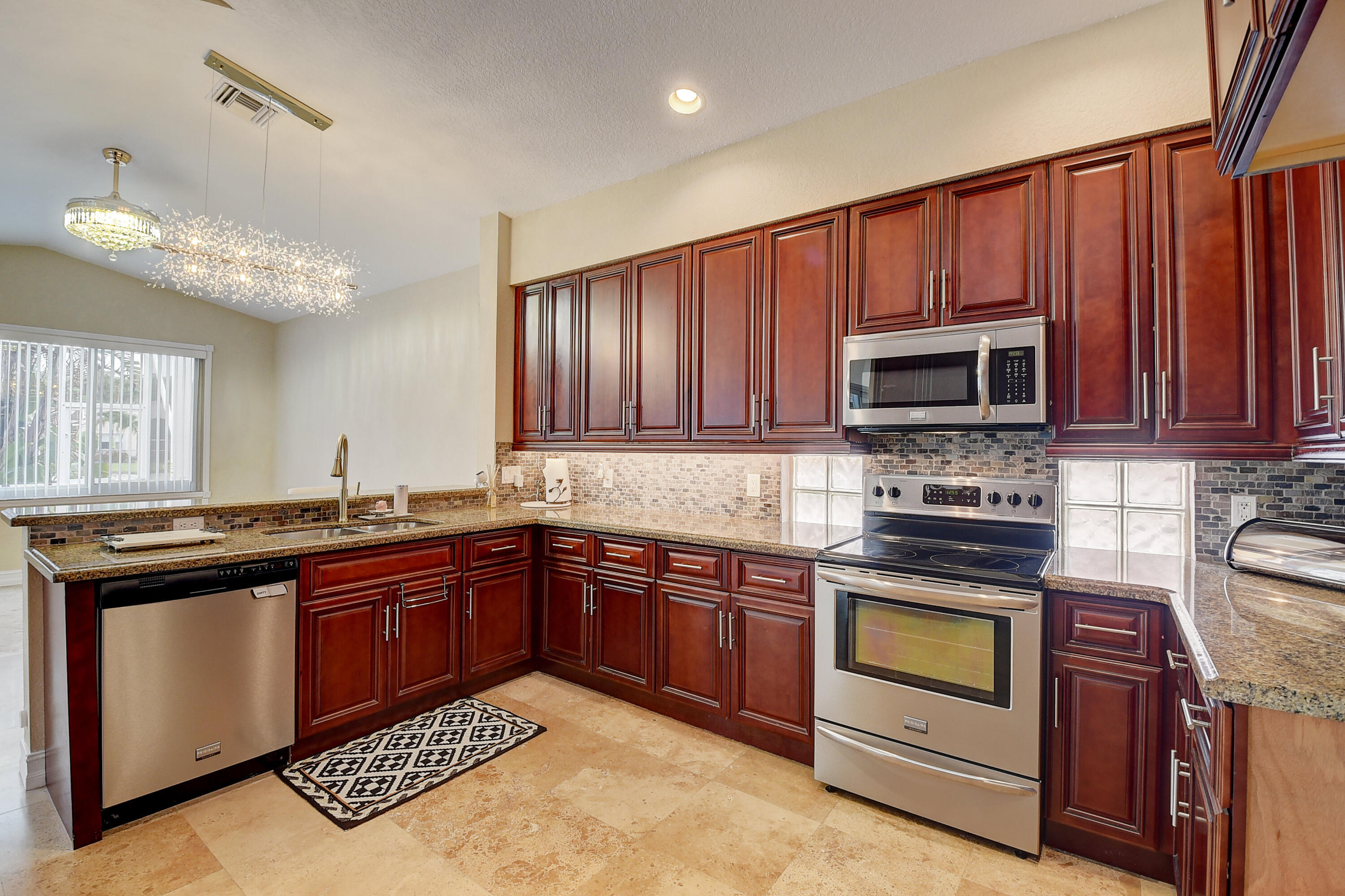 THE SHORES - Residential Lease