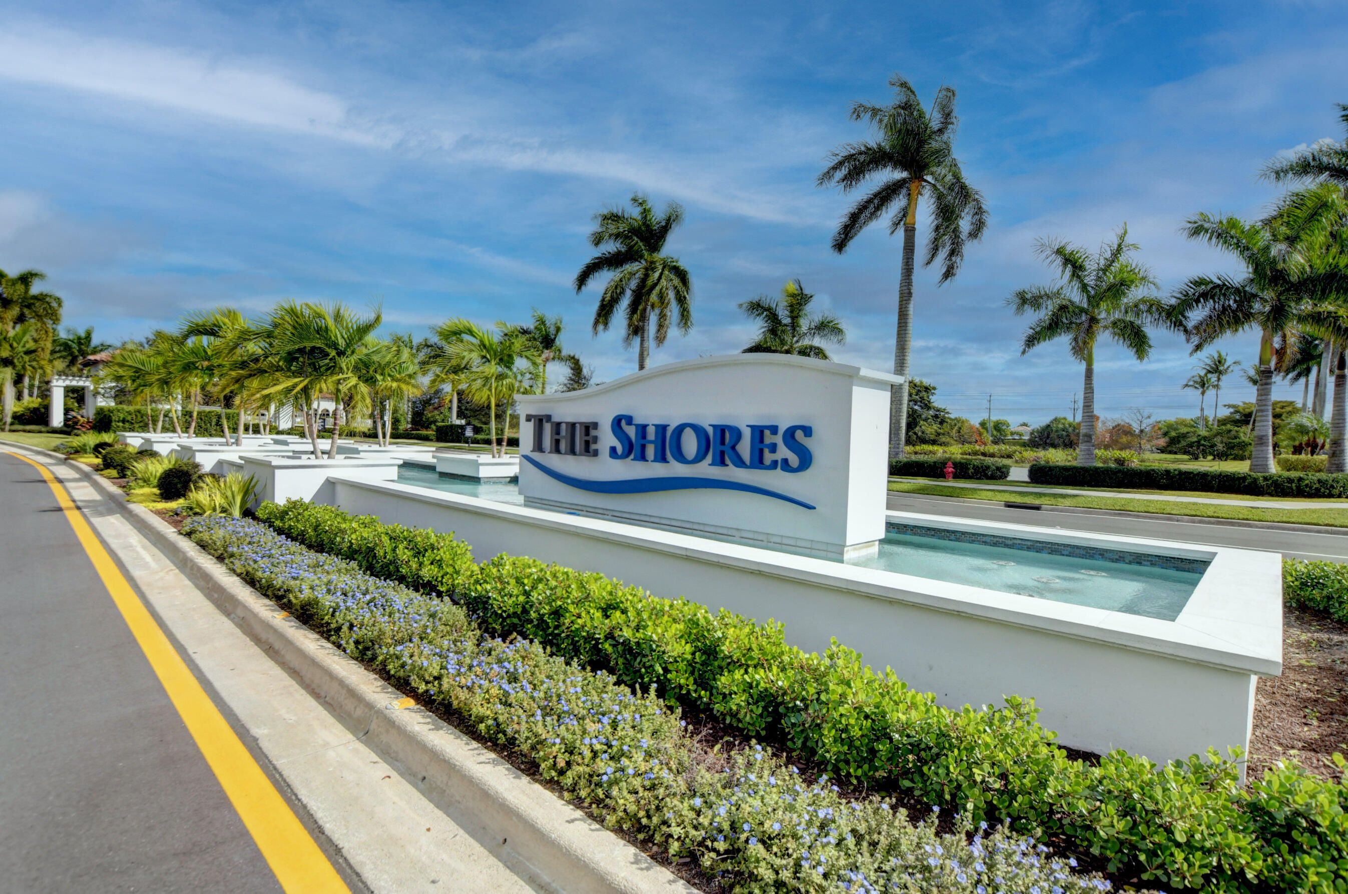 THE SHORES - Residential Lease