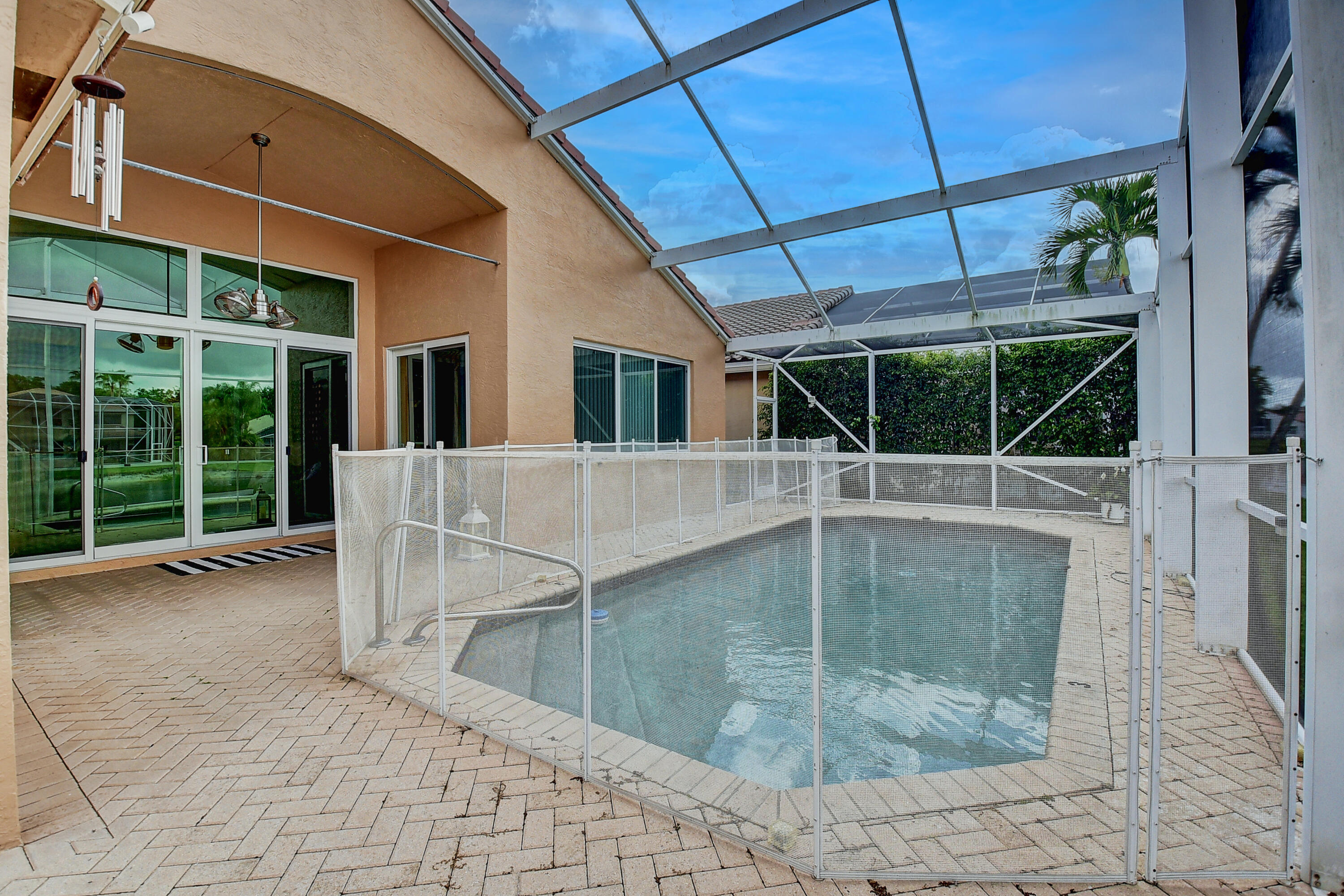 THE SHORES - Residential Lease