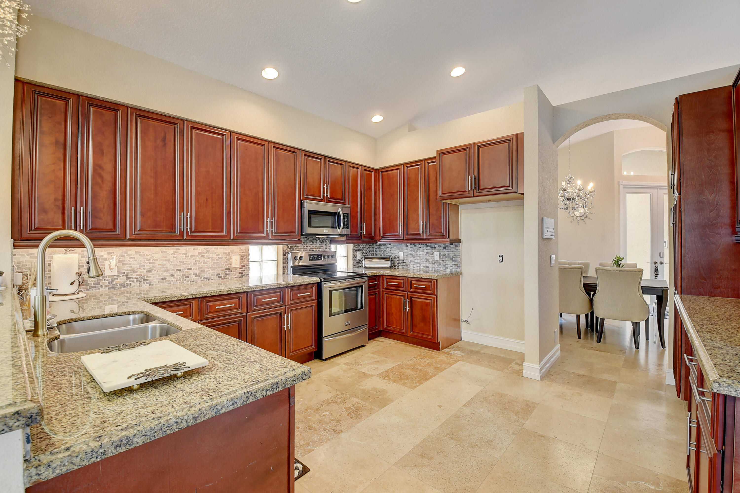 THE SHORES - Residential Lease