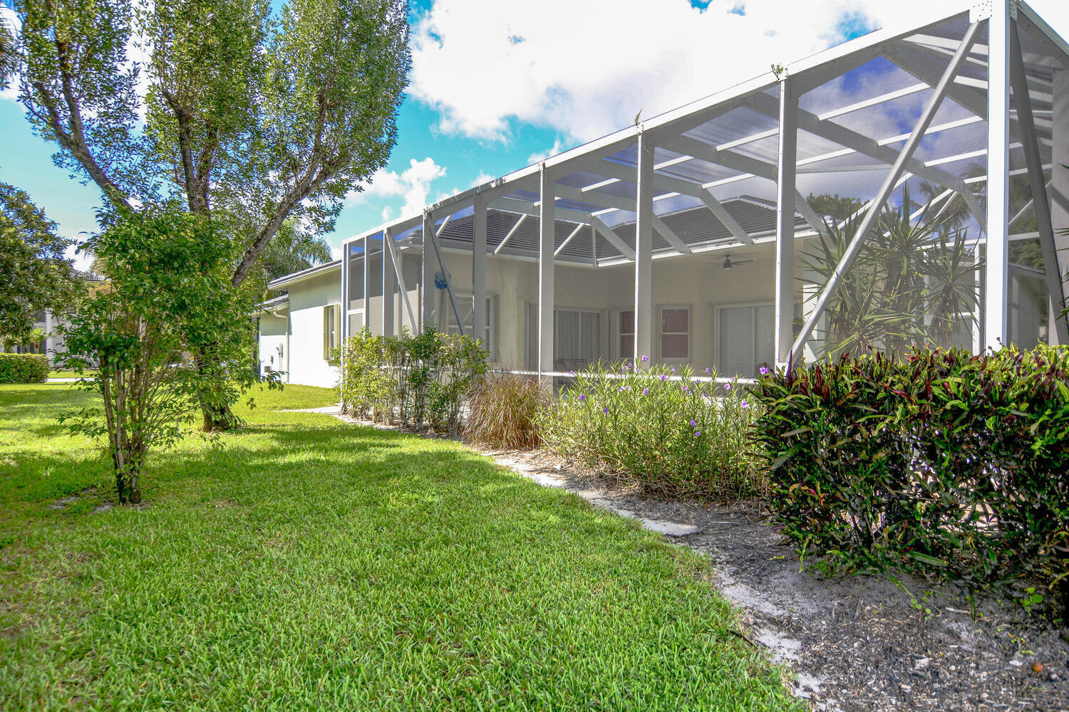ISLES AT WELLINGTON 6 - Residential